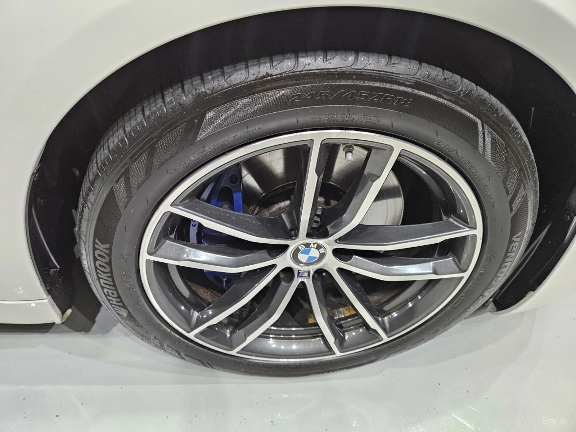 BMW 5 Series (G30) превью 5