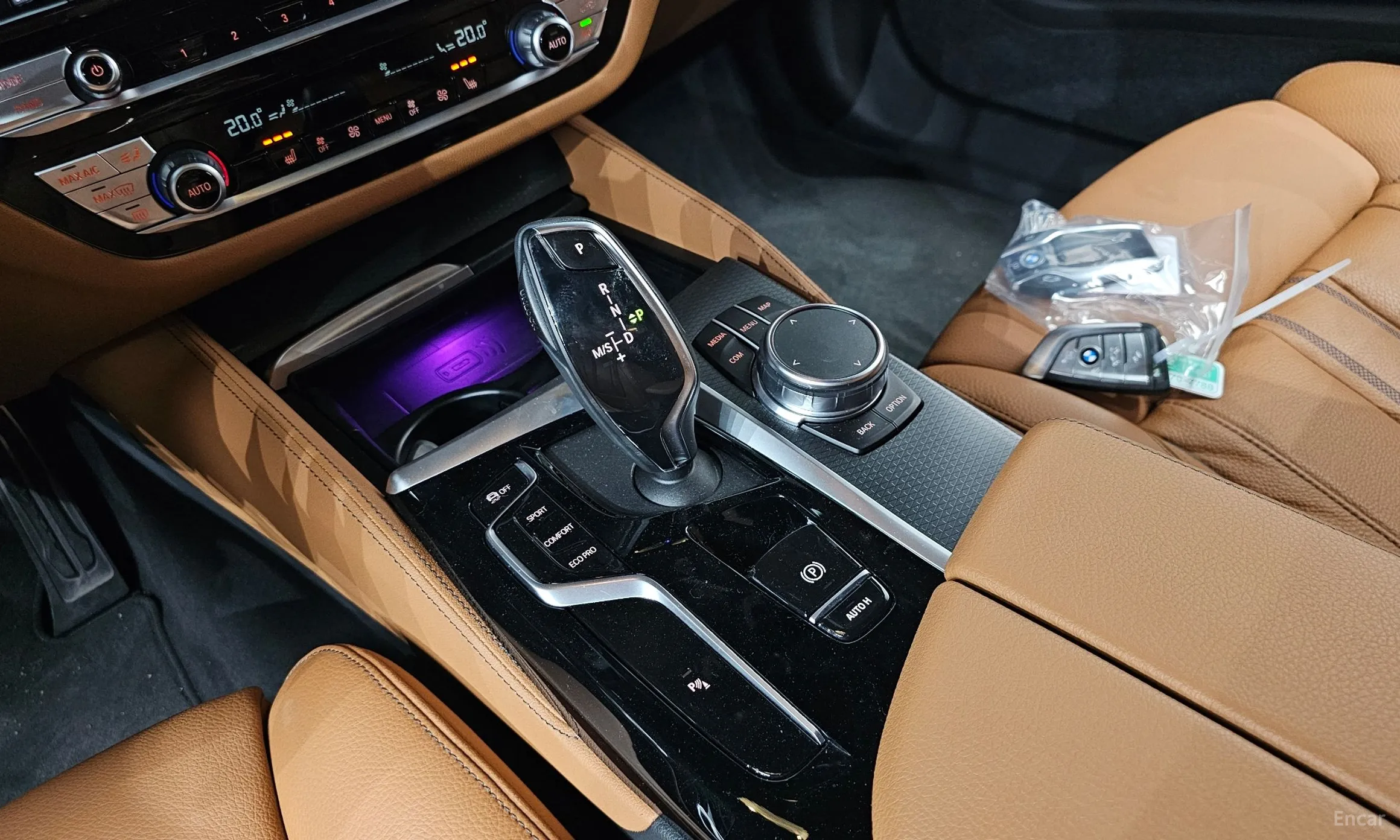 BMW 5 Series (G30) превью 9