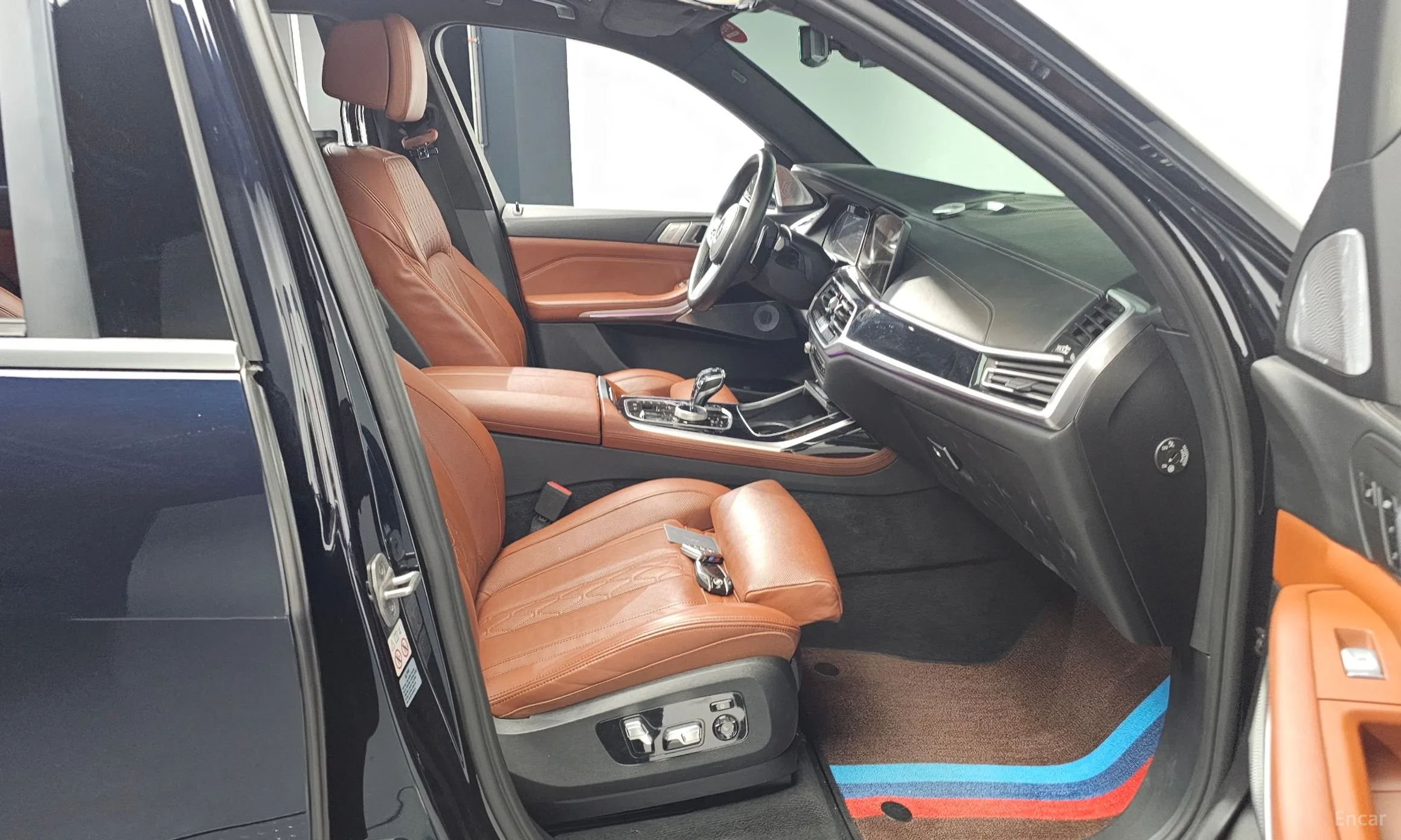 BMW X7 (G07) превью 11