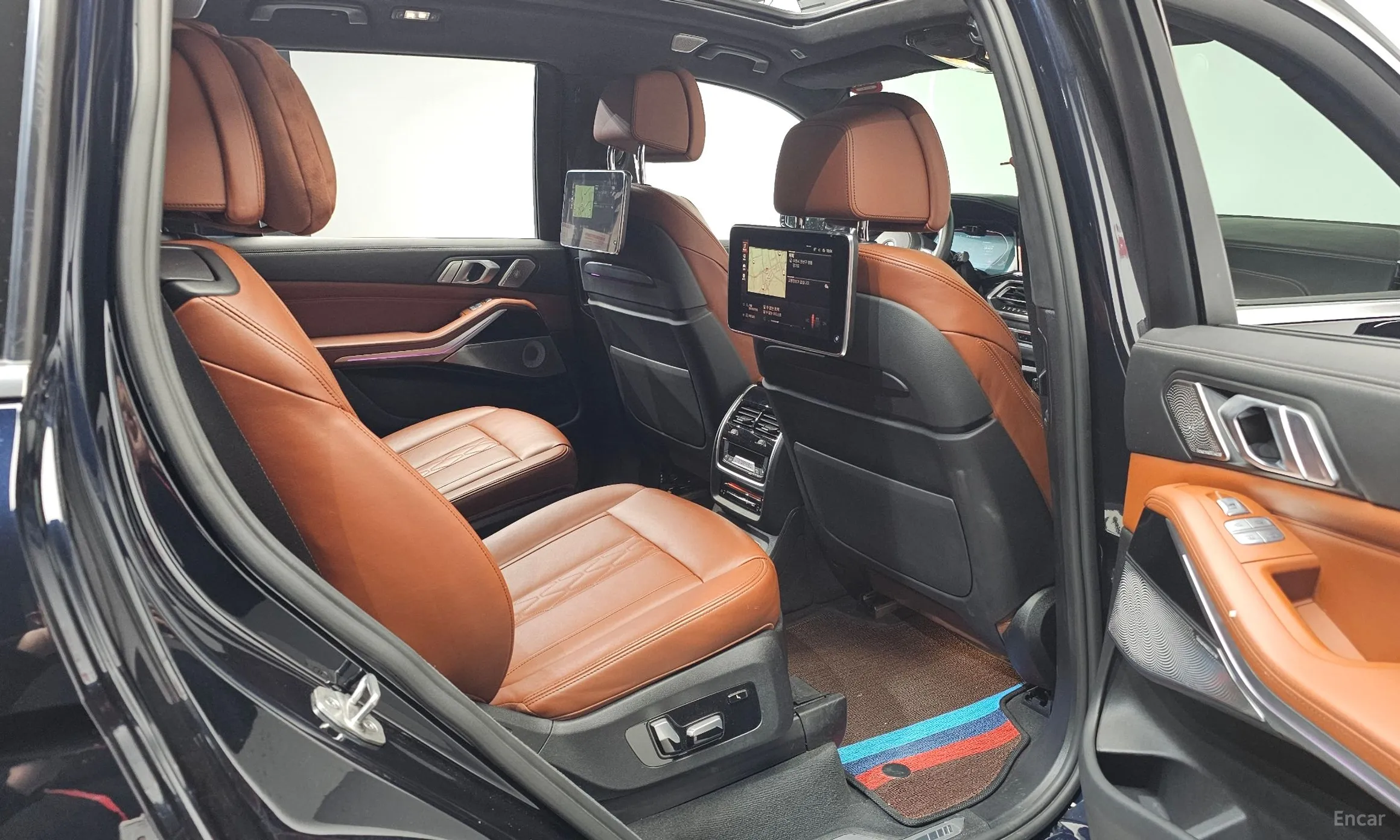 BMW X7 (G07) превью 12