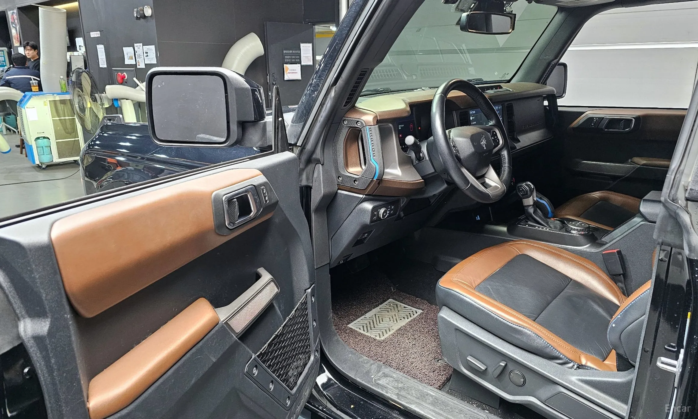 Ford Bronco 6th Generation превью 10