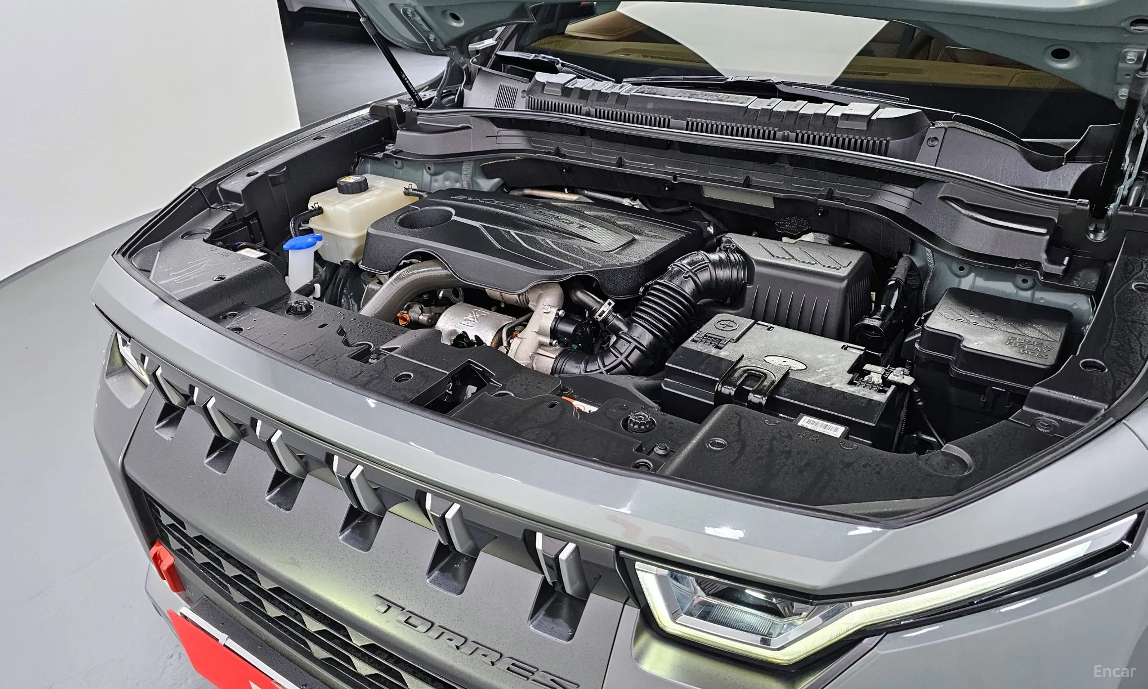 KG Mobility (SsangYong) Torres превью 6