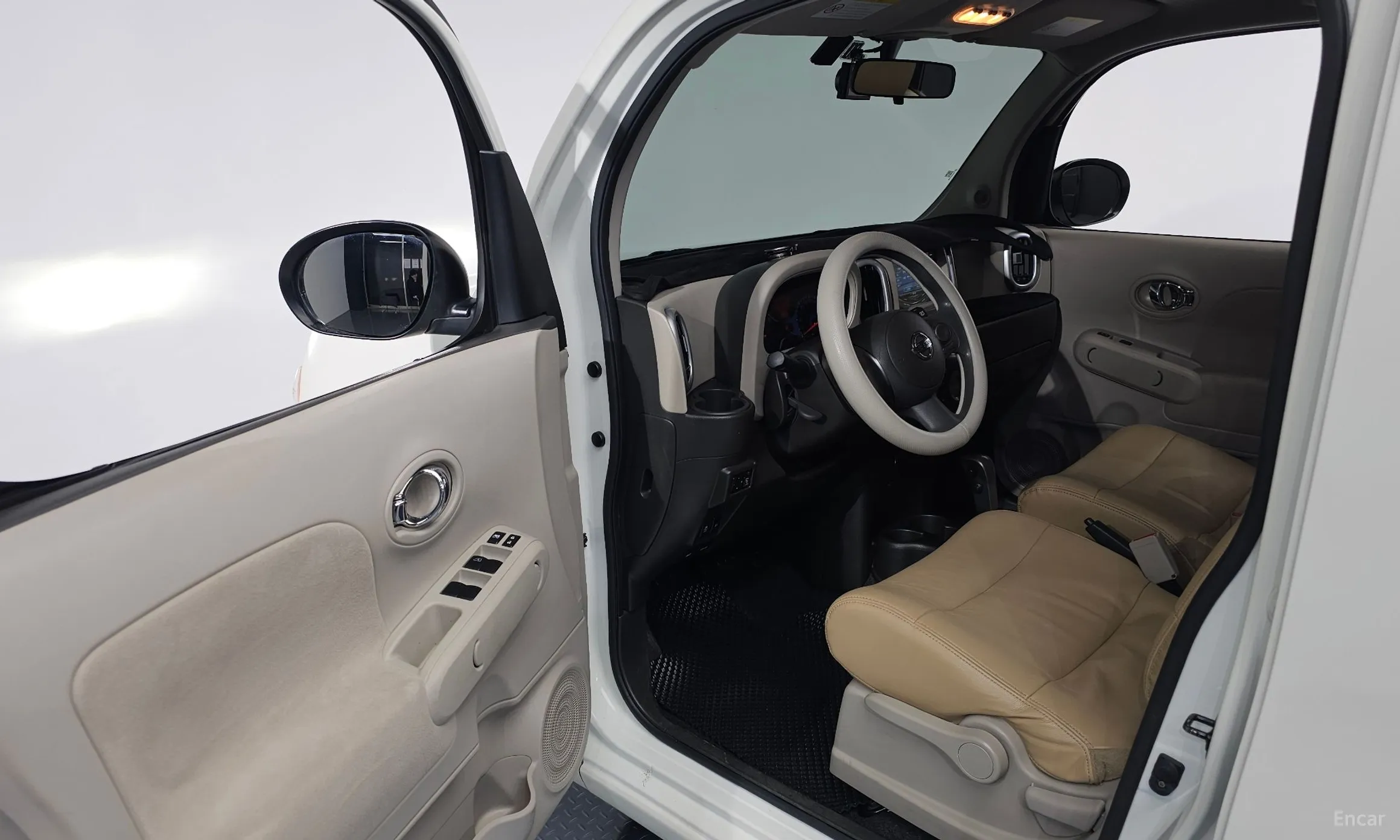 Nissan Cube превью 10