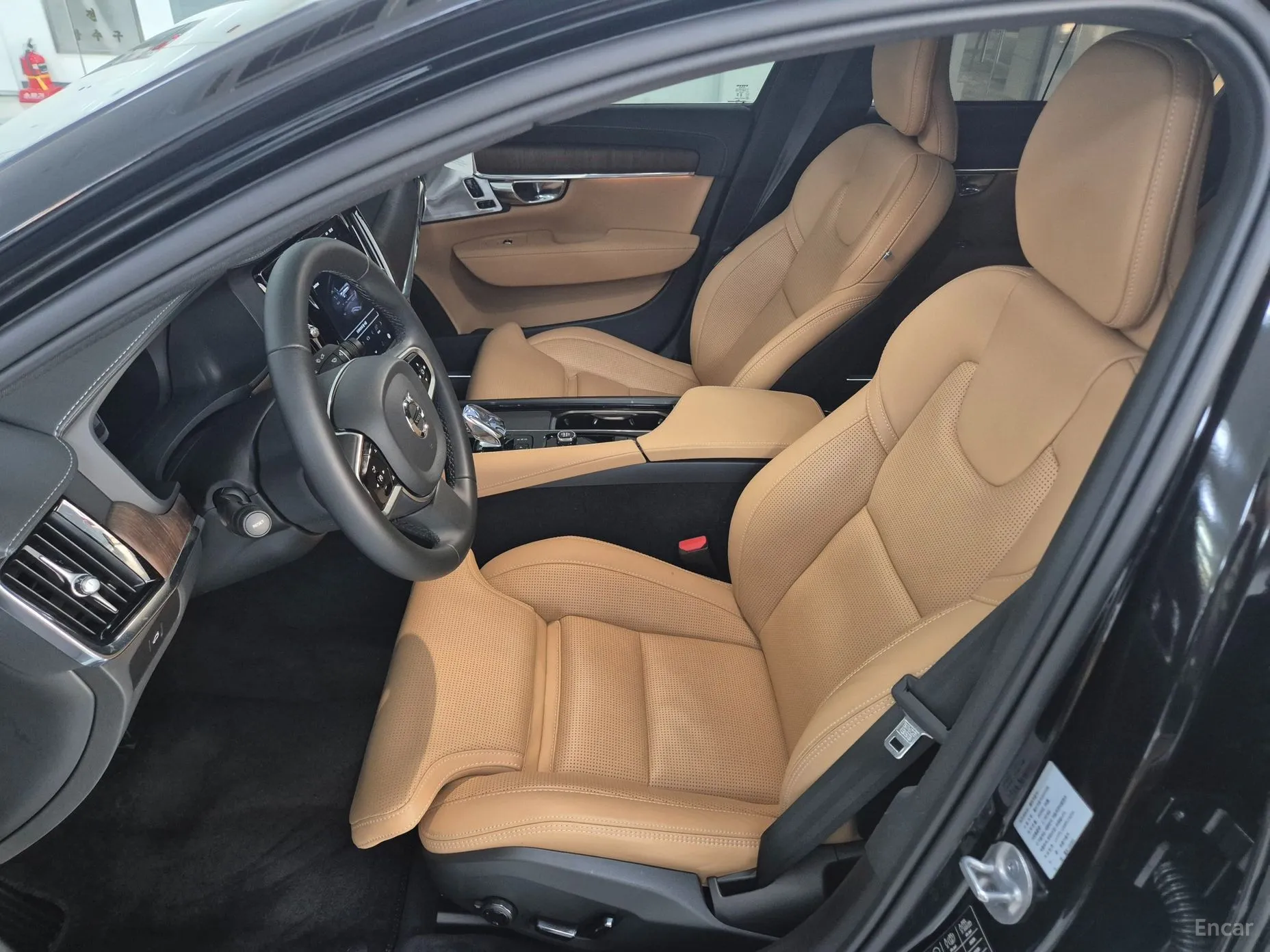 Volvo S90 превью 10