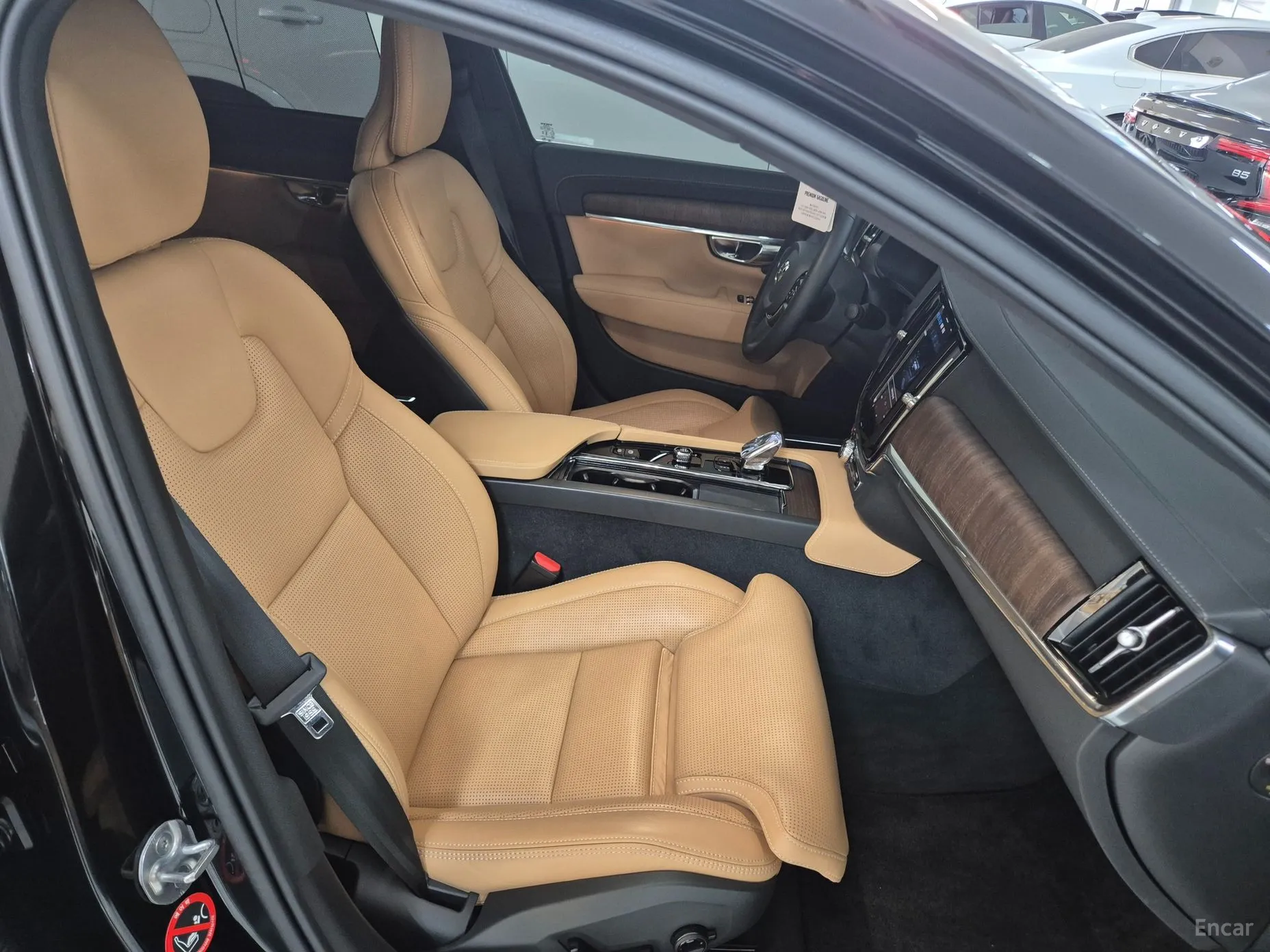Volvo S90 превью 12