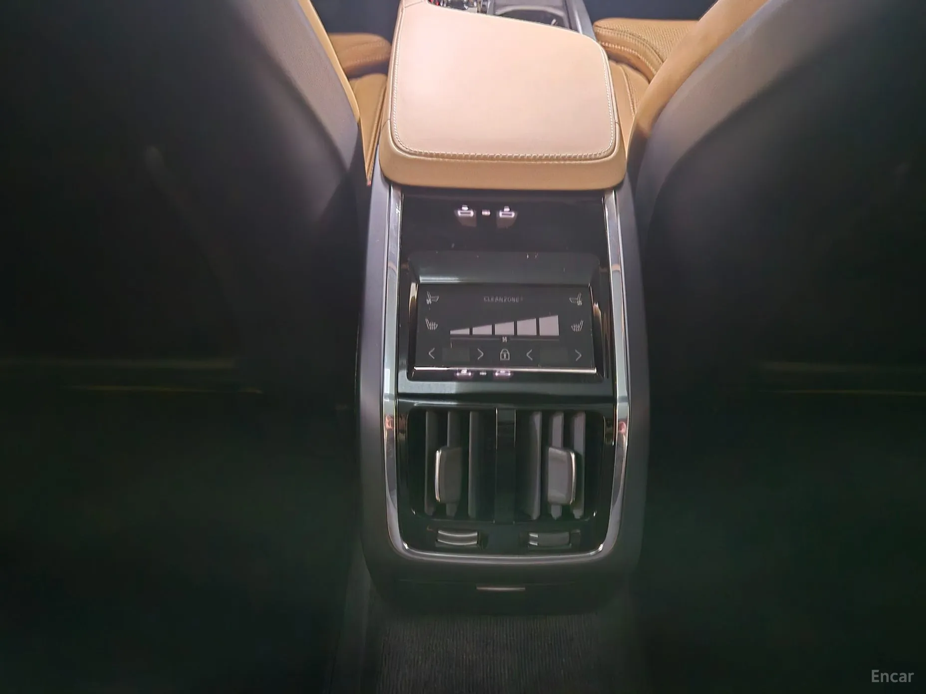 Volvo S90 превью 17