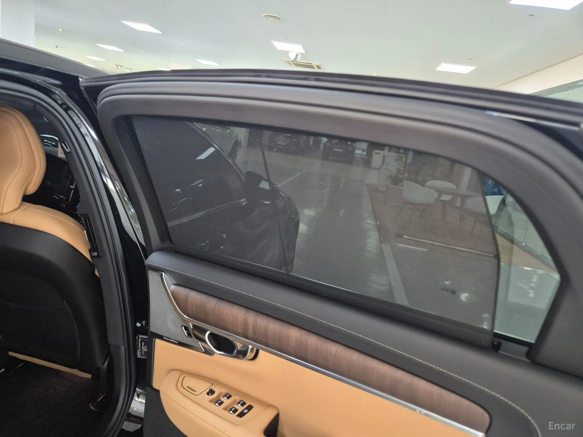 Volvo S90 превью 19
