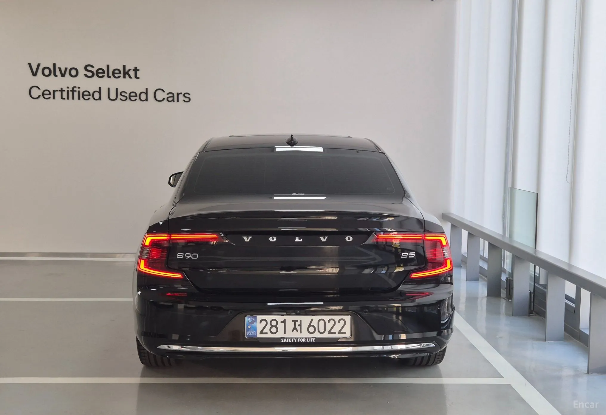Volvo S90 превью 4
