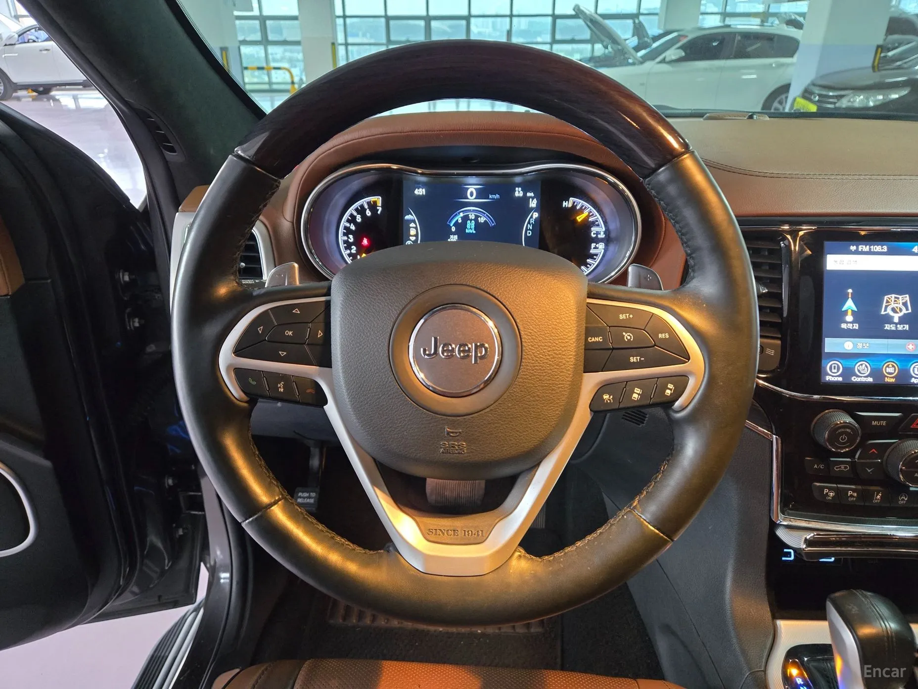 Jeep Grand Cherokee превью 10