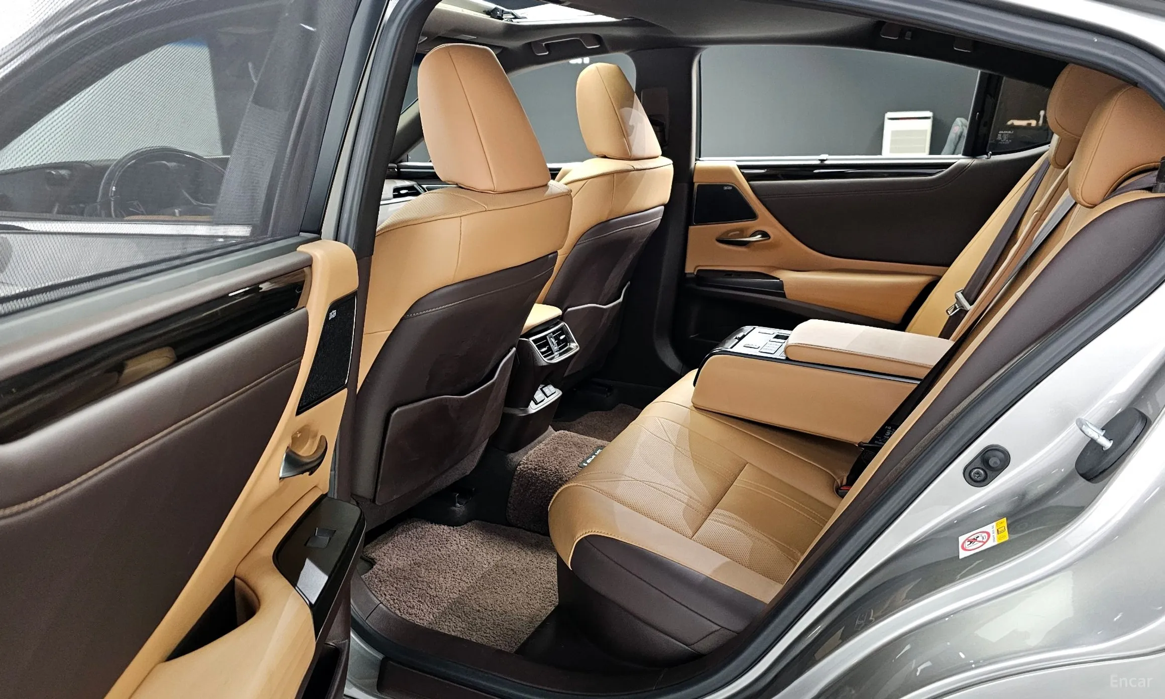 Lexus ES300h 7th Generation превью 10