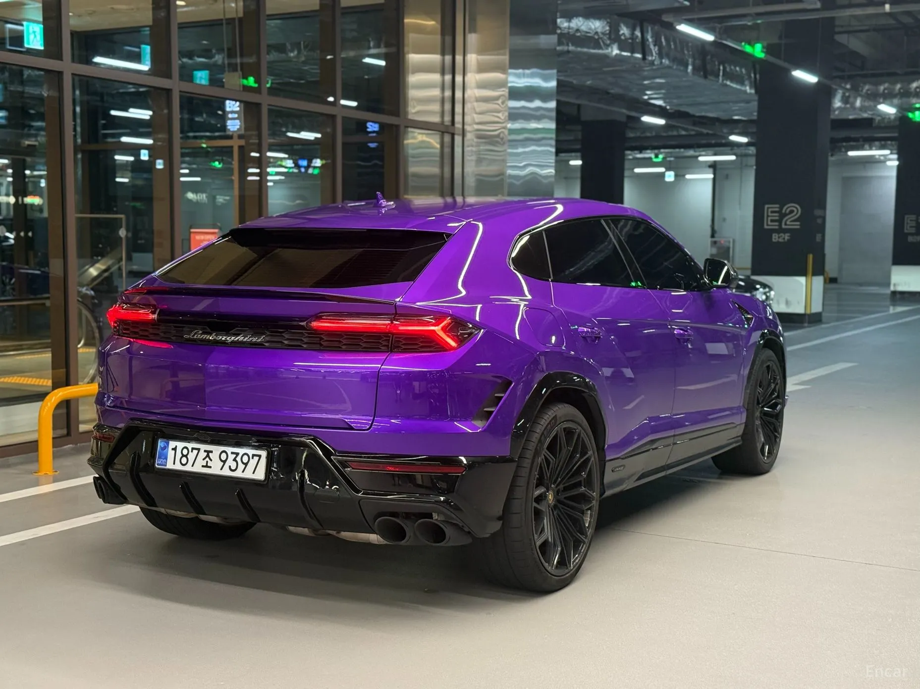 Lamborghini Urus превью 4