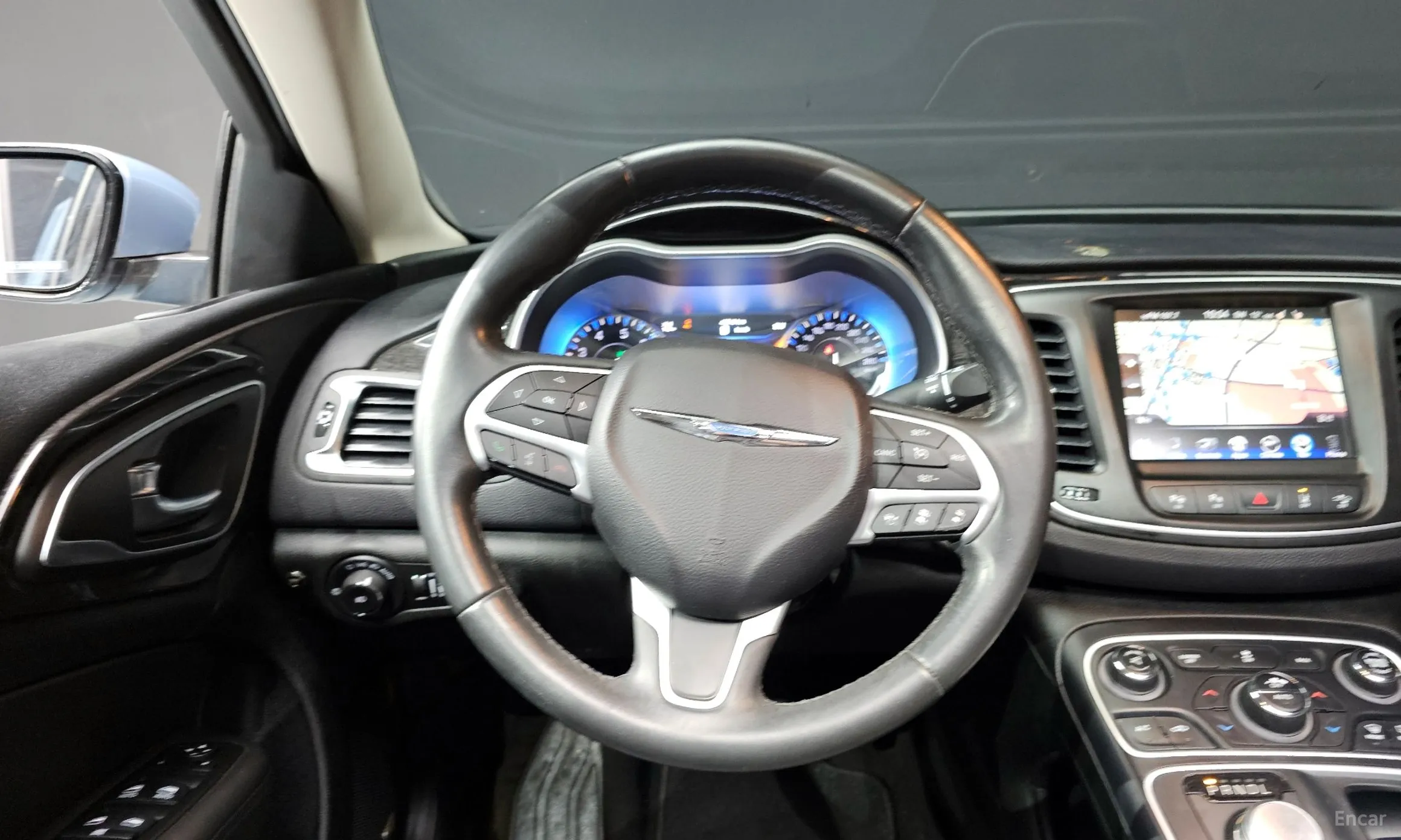 Chrysler 200 Second generation превью 13
