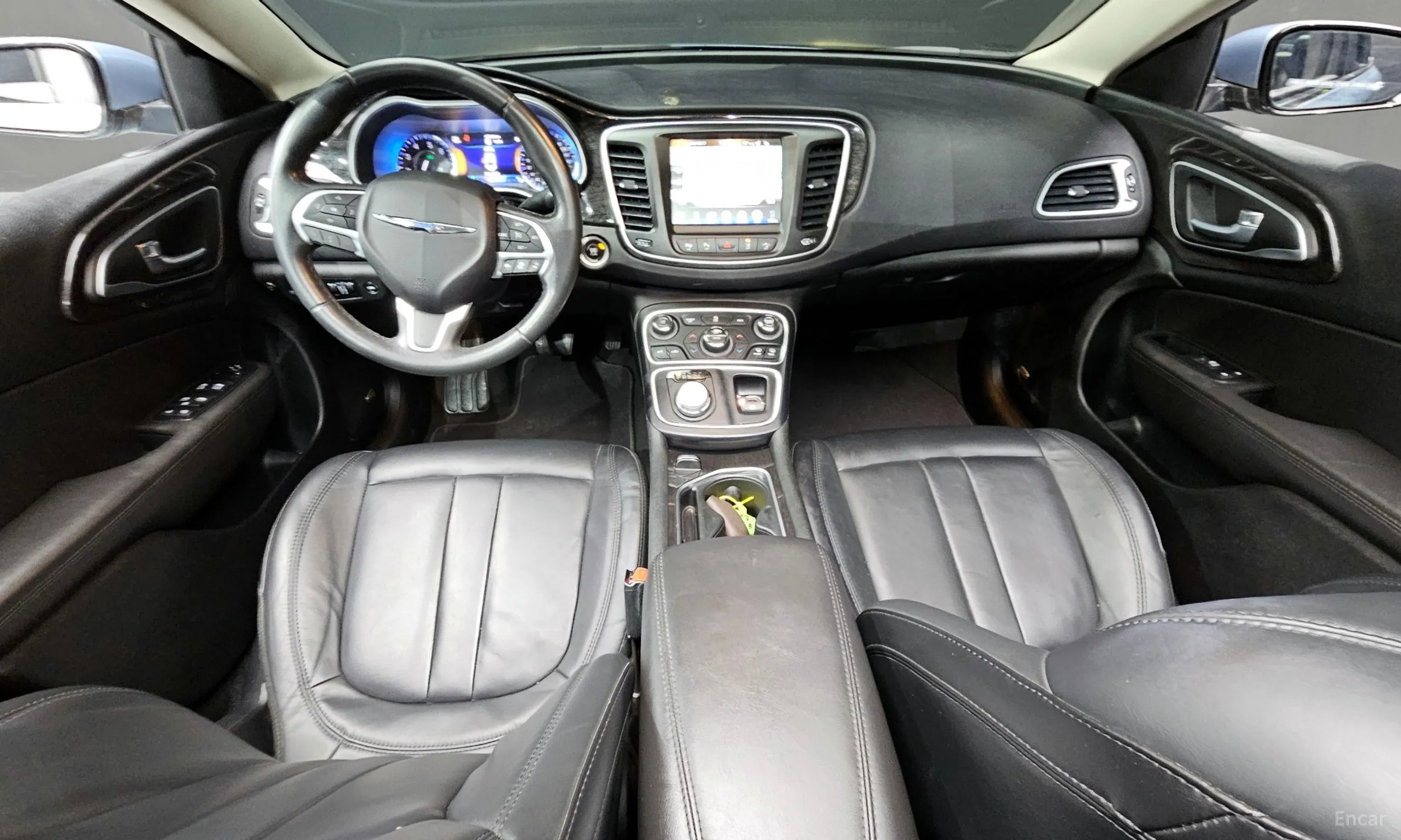 Chrysler 200 Second generation превью 7