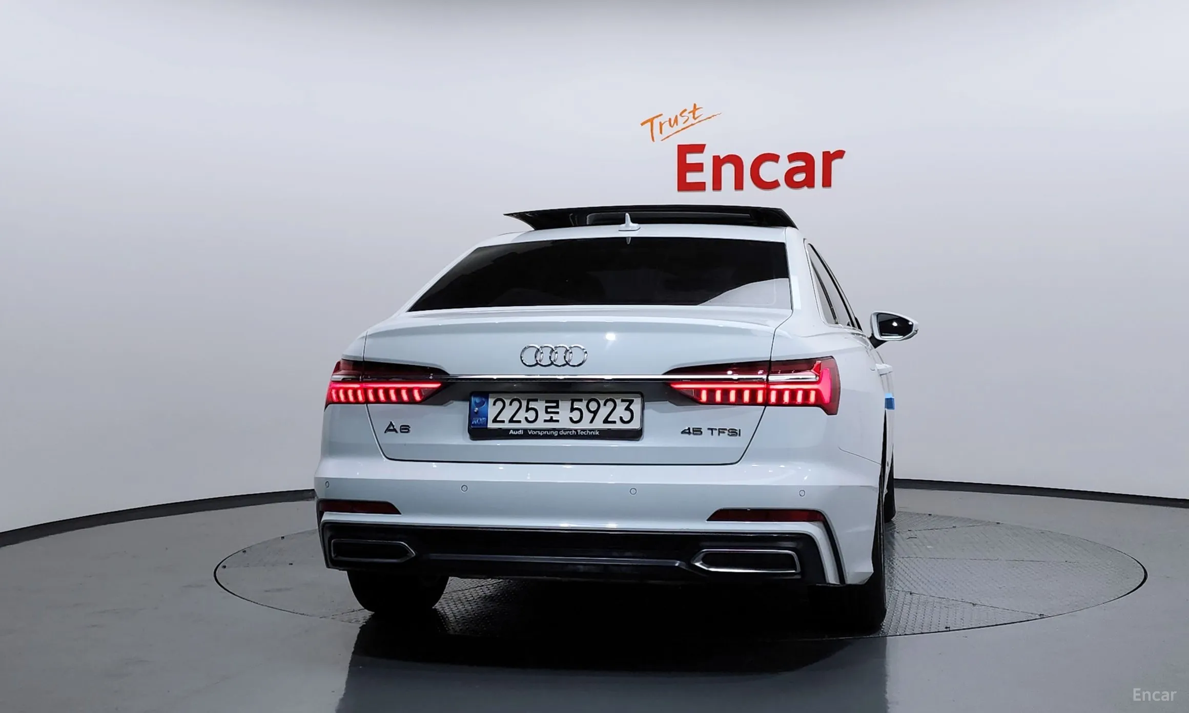 Audi A6 (C8) превью 4