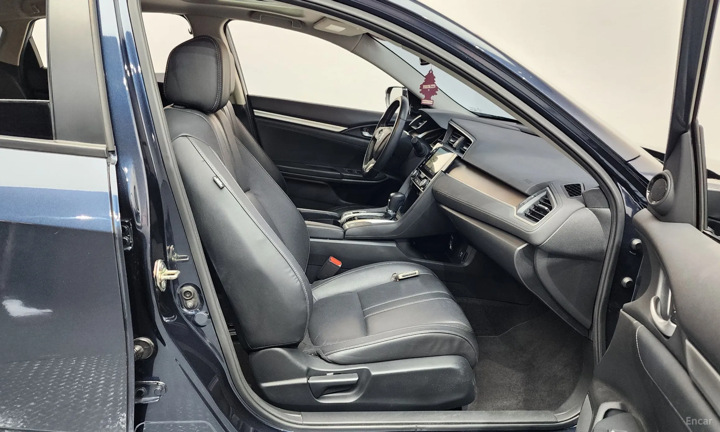 Honda Civic превью 11