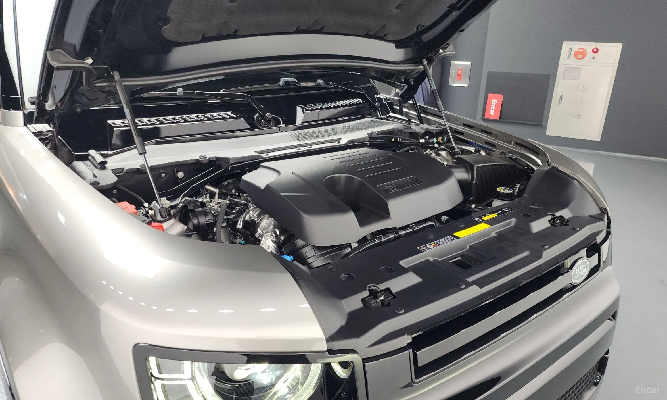 Land Rover Defender (L663) превью 6