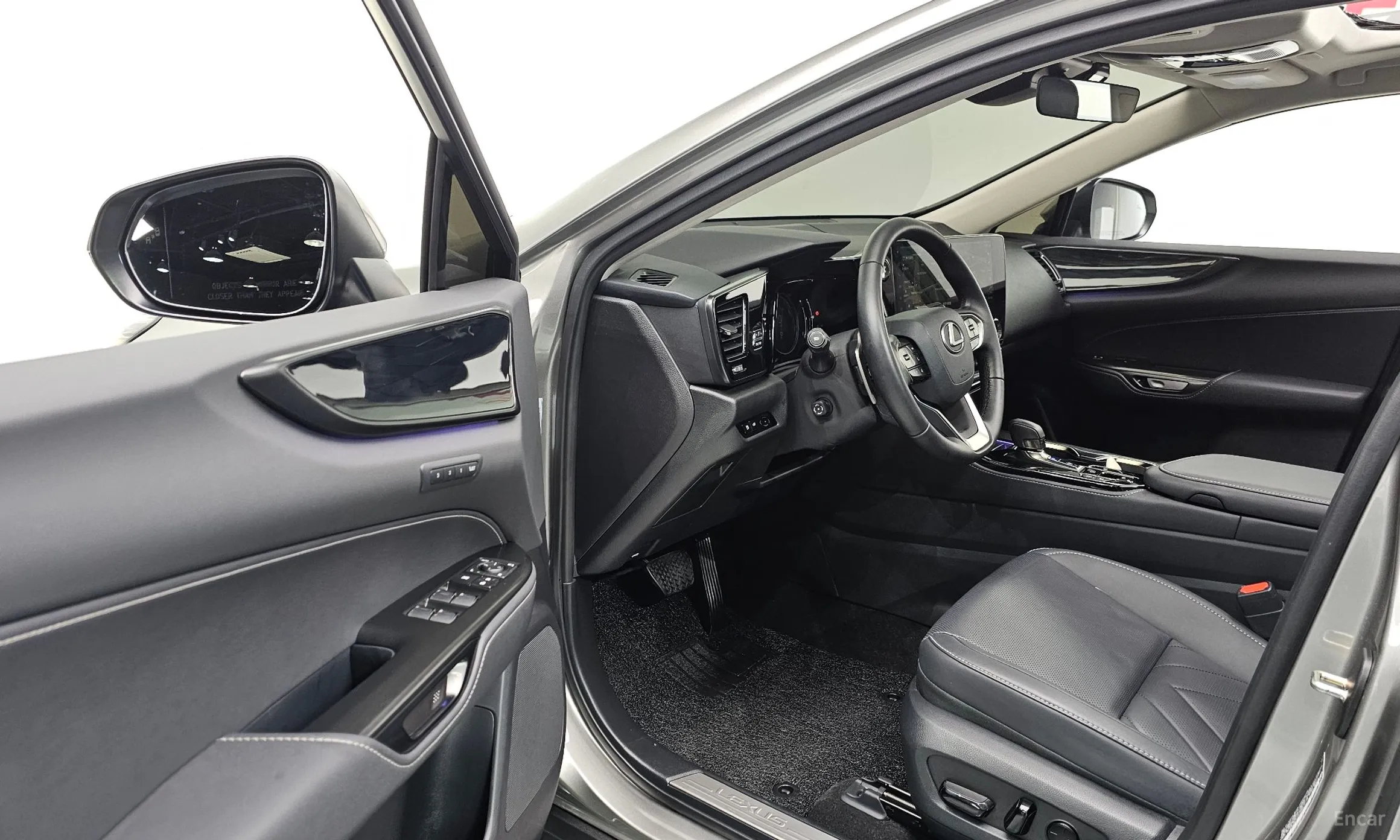 Lexus NX350h Gen 2 превью 11
