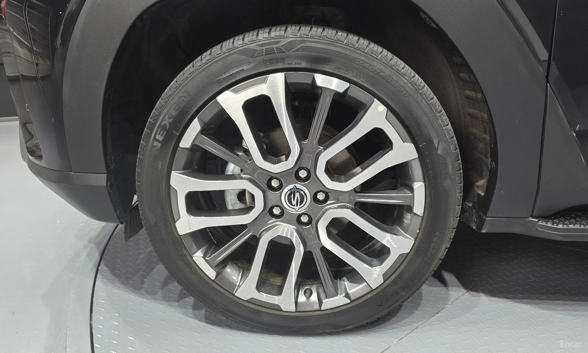 KG Mobility (SsangYong) Torres превью 5