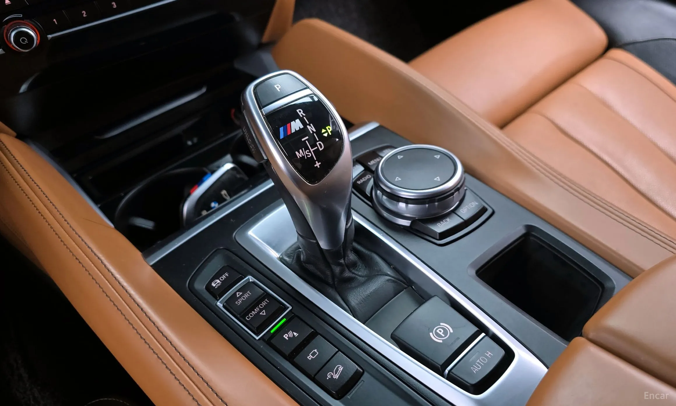 BMW X6 (F16) превью 9