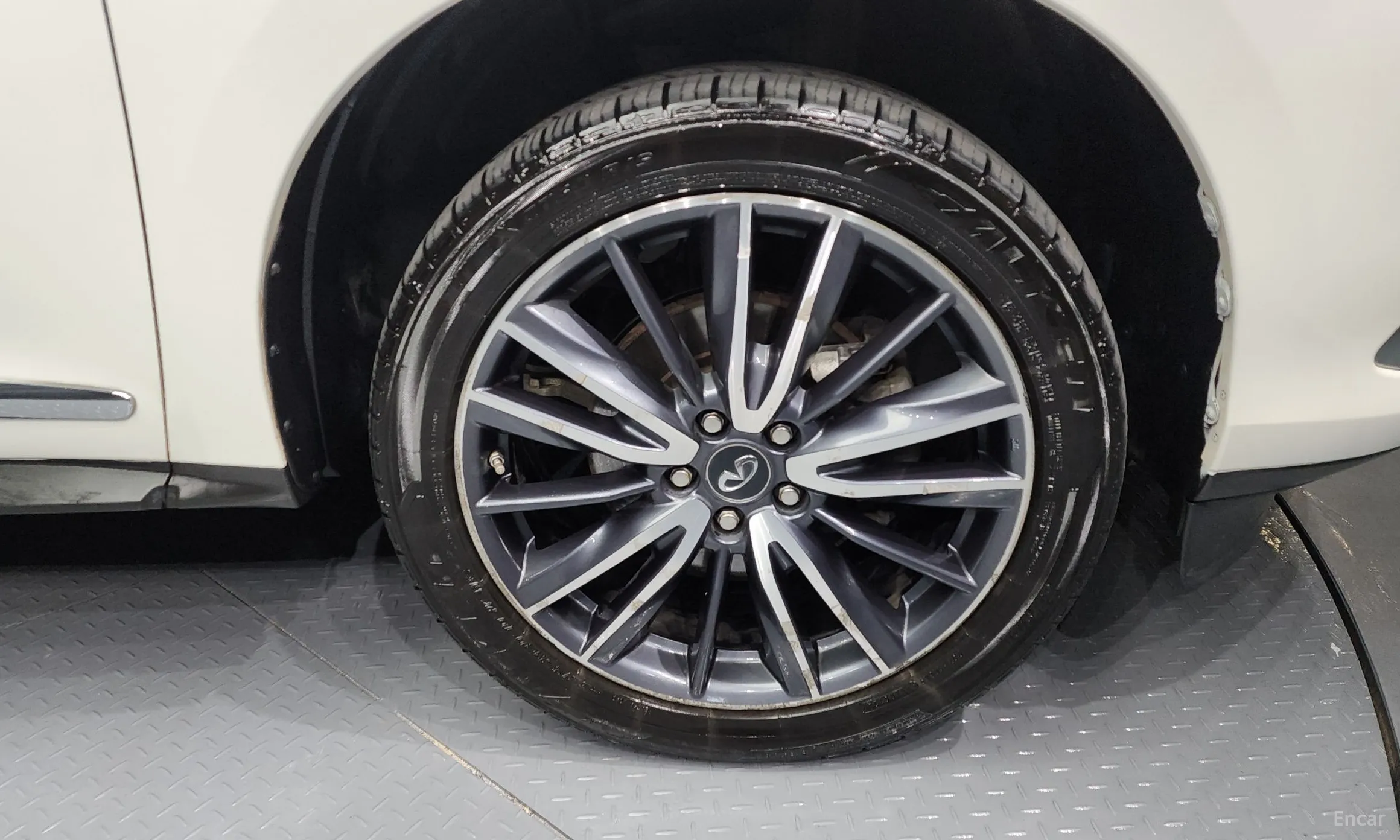 Infiniti QX60 превью 5