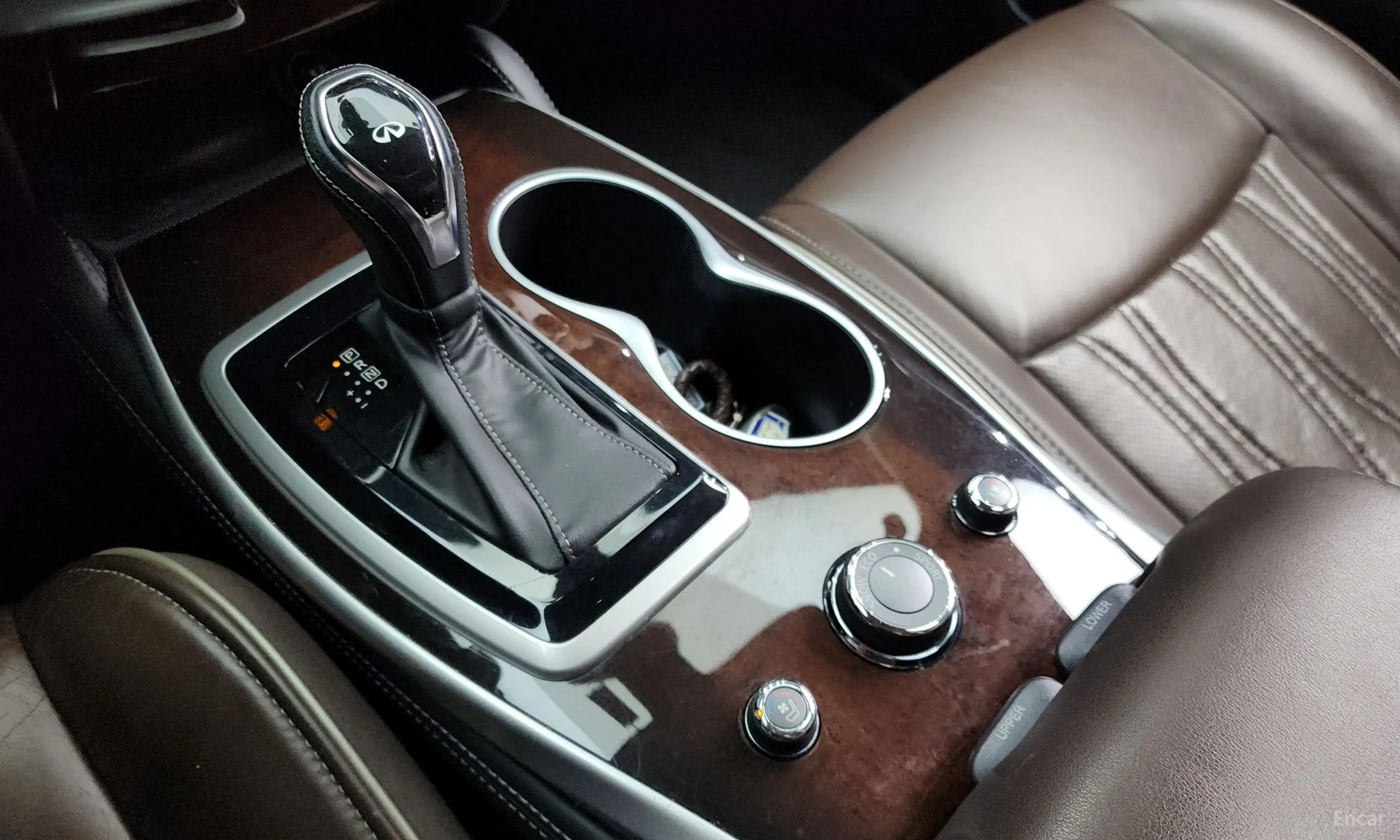 Infiniti QX60 превью 9