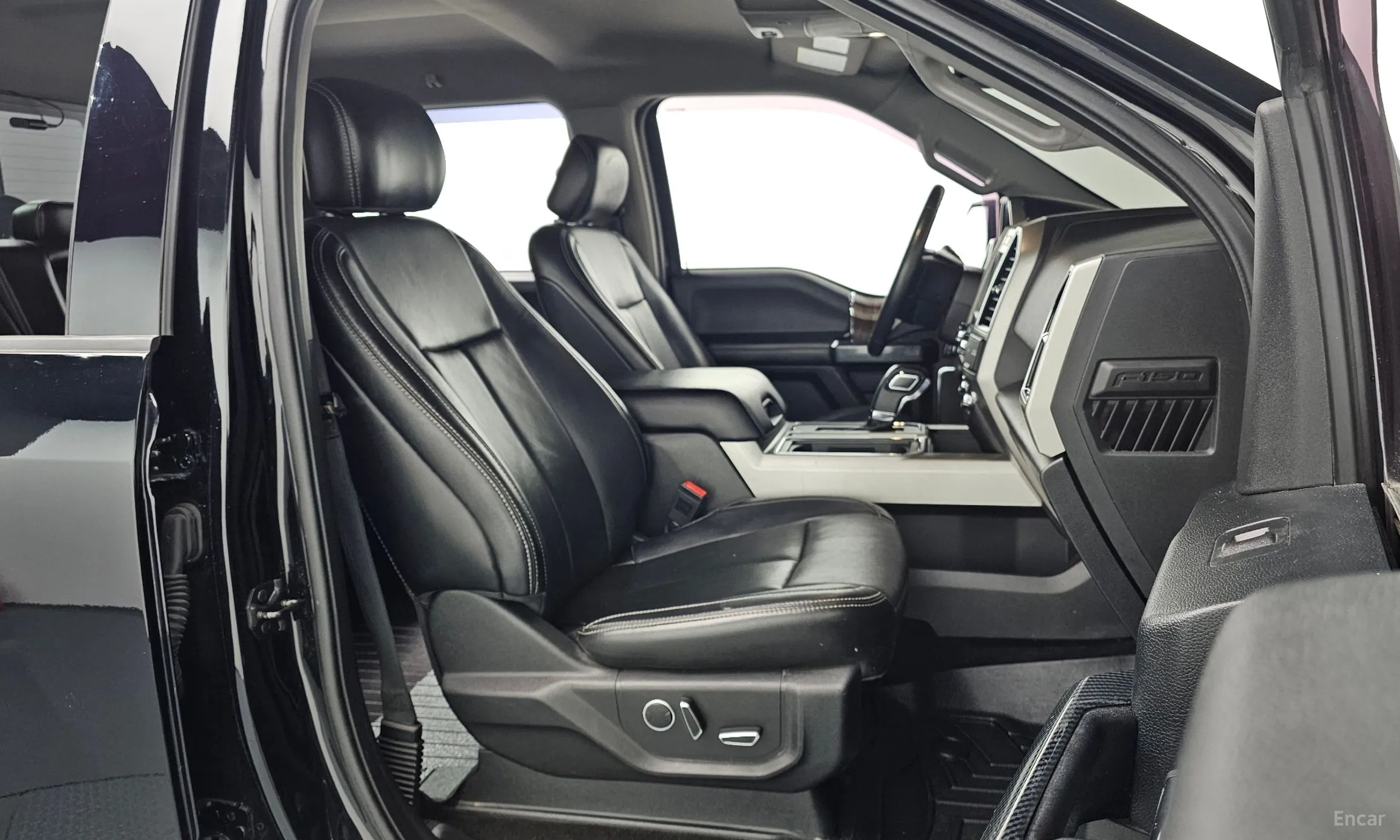 Ford F150 превью 10