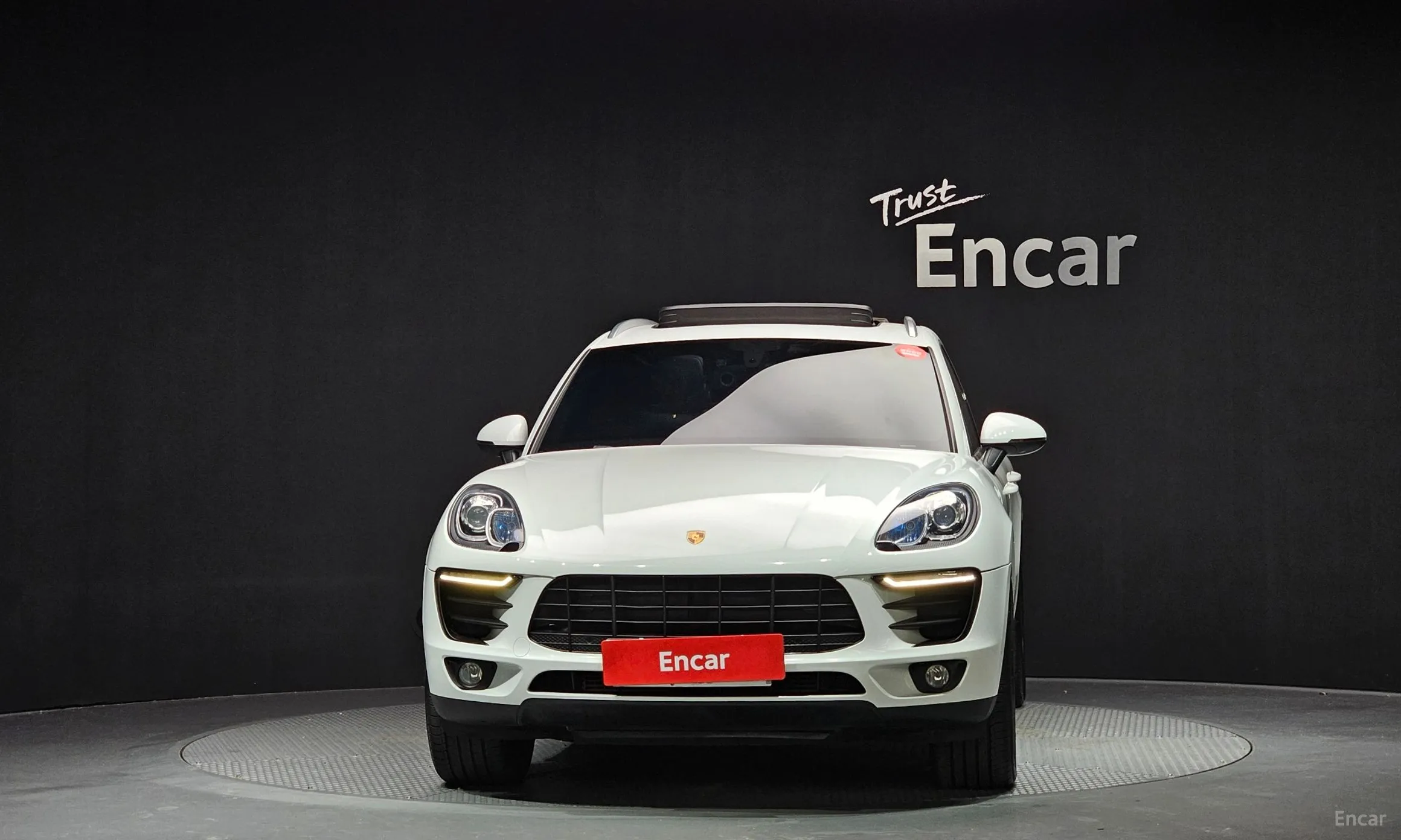 Porsche Macan превью 3