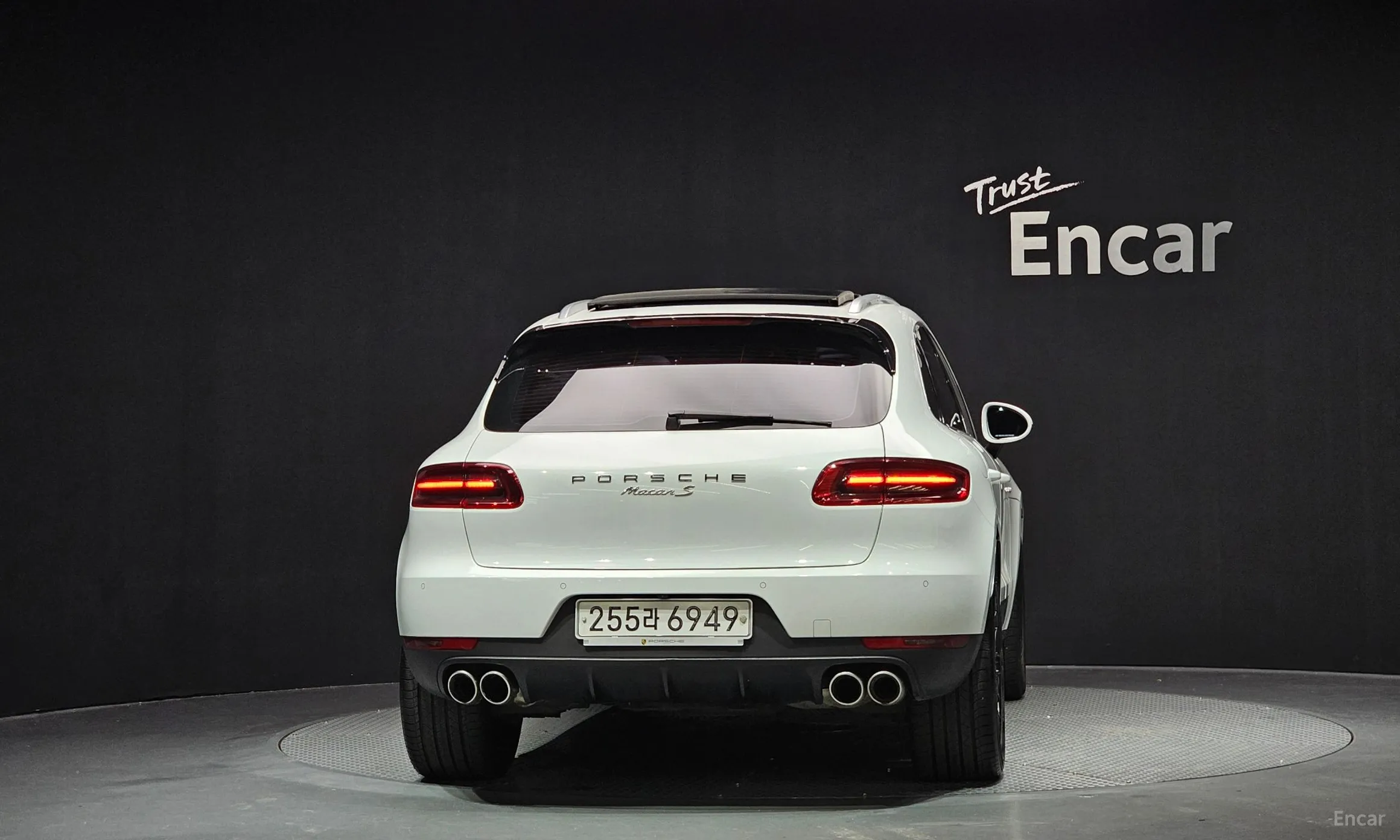 Porsche Macan превью 4