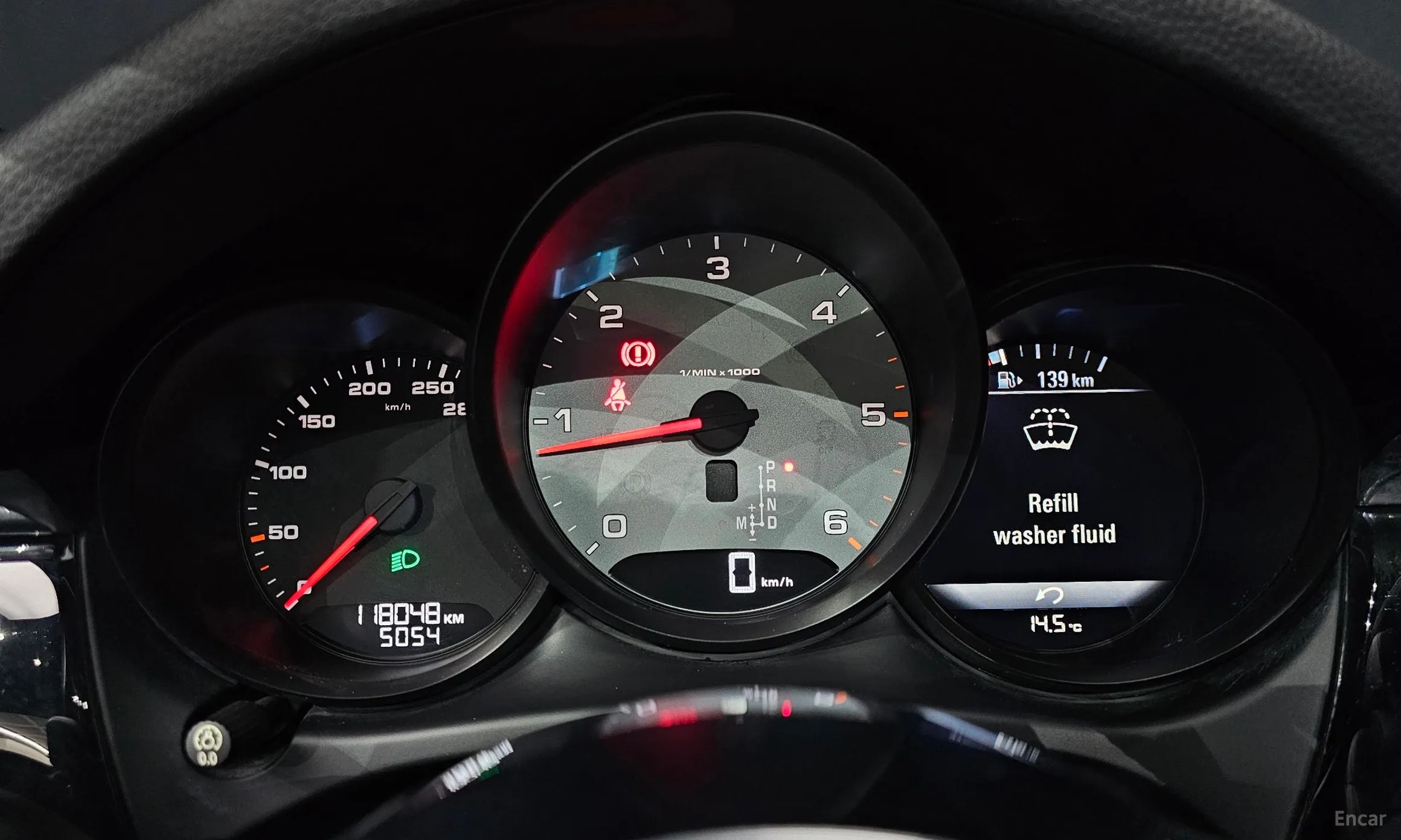 Porsche Macan превью 8