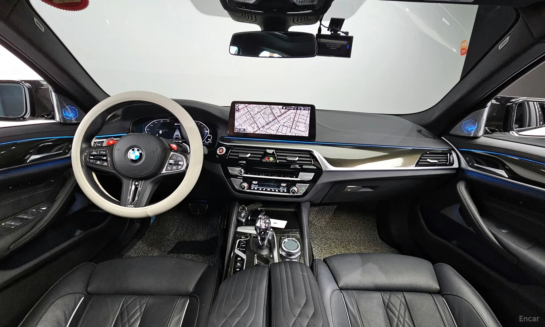 BMW 5 Series (G30) превью 7