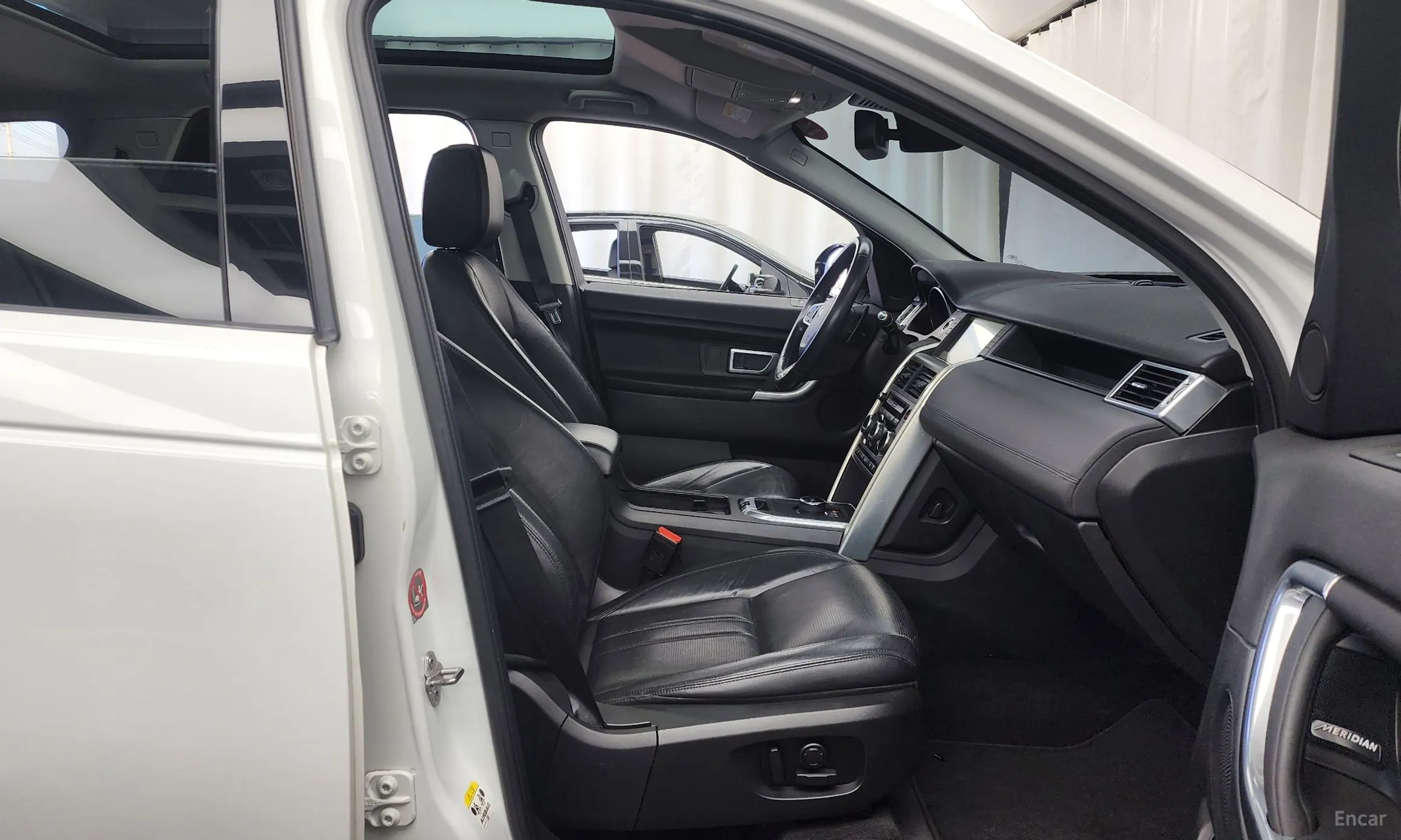 Land Rover Discovery Sports превью 11
