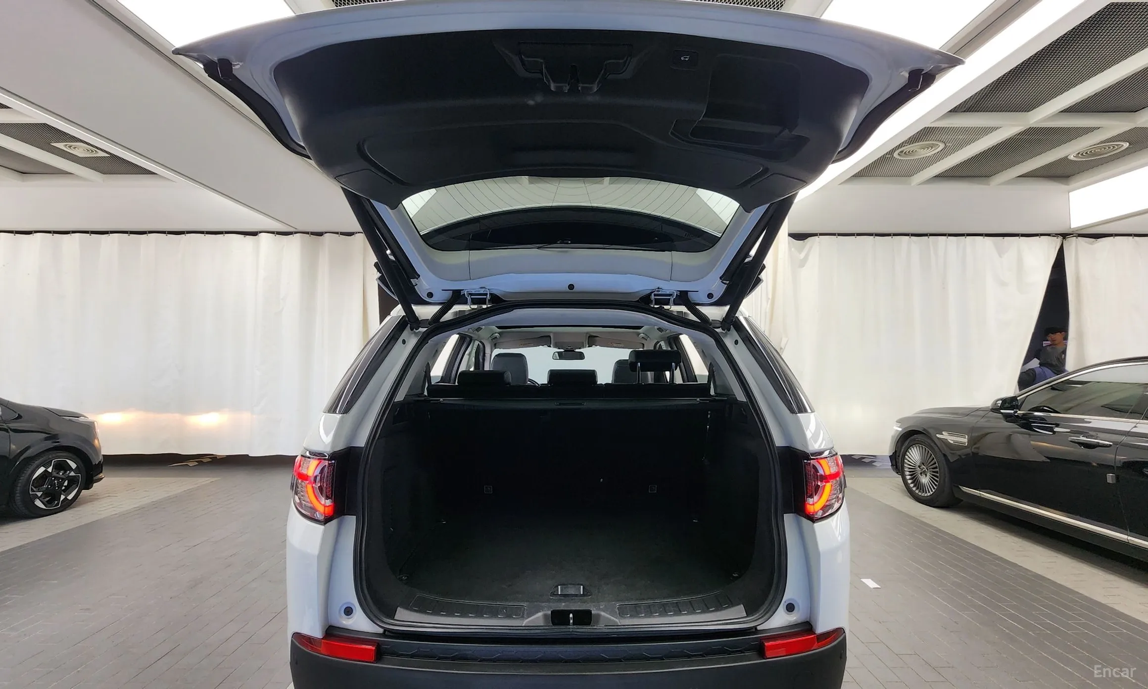Land Rover Discovery Sports превью 20