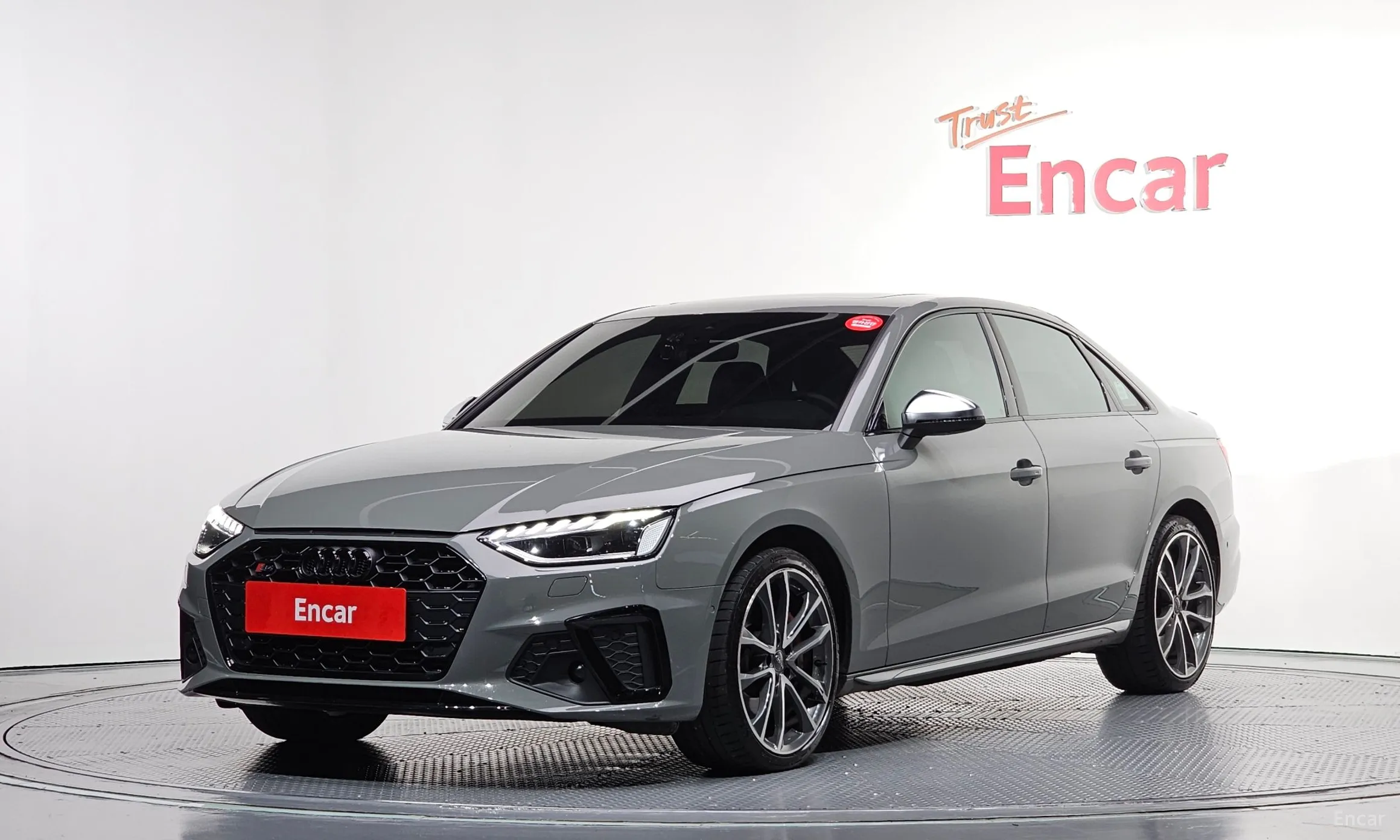 S4 (B9)