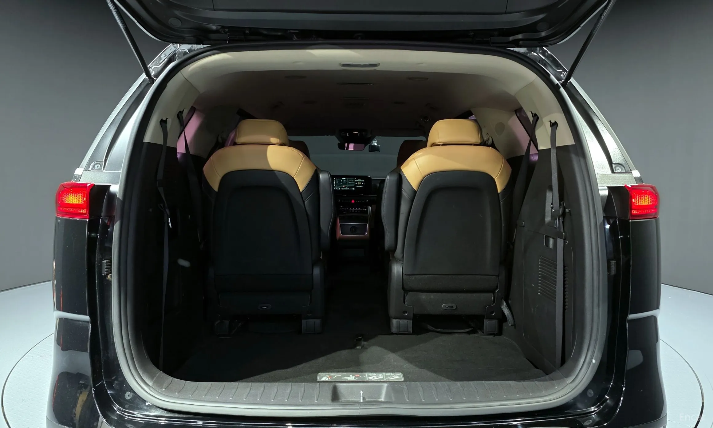 Kia Carnival Gen 4 превью 20