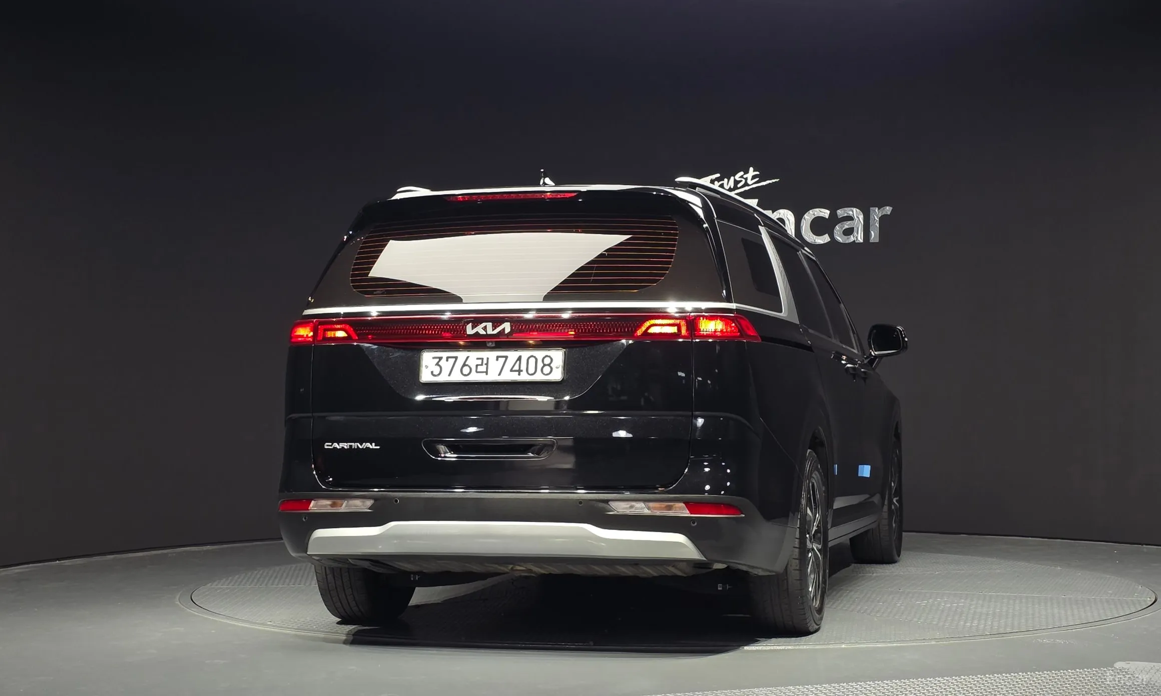Kia Carnival Gen 4 превью 4
