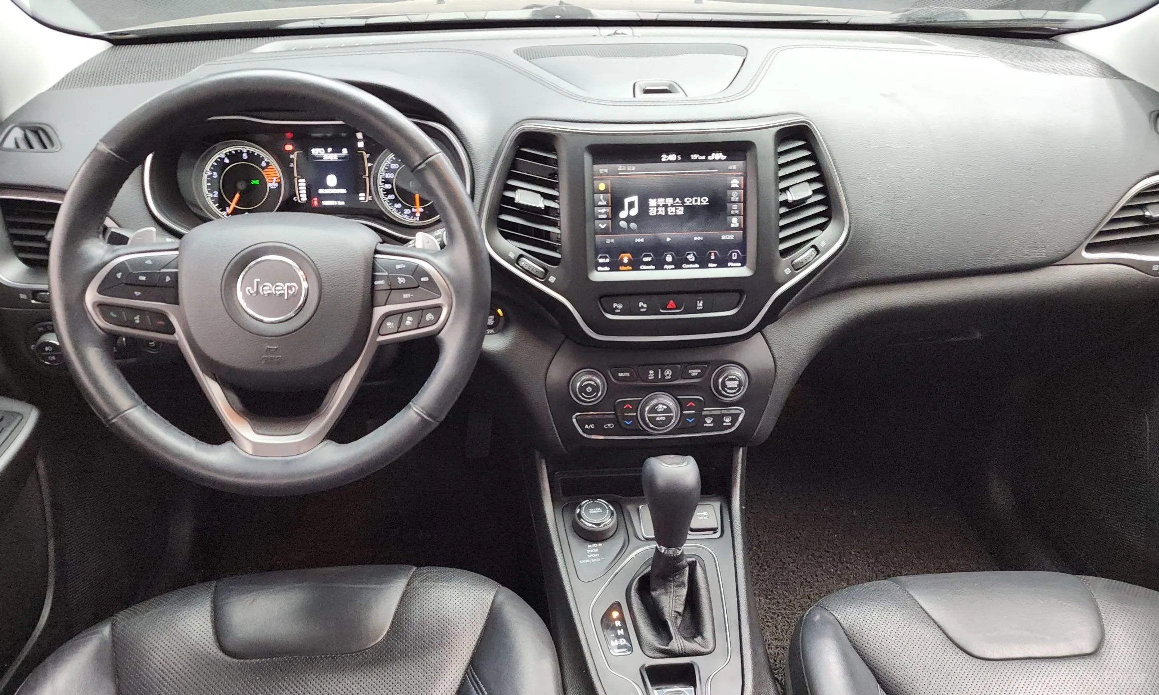 Jeep Cherokee (KL) превью 7