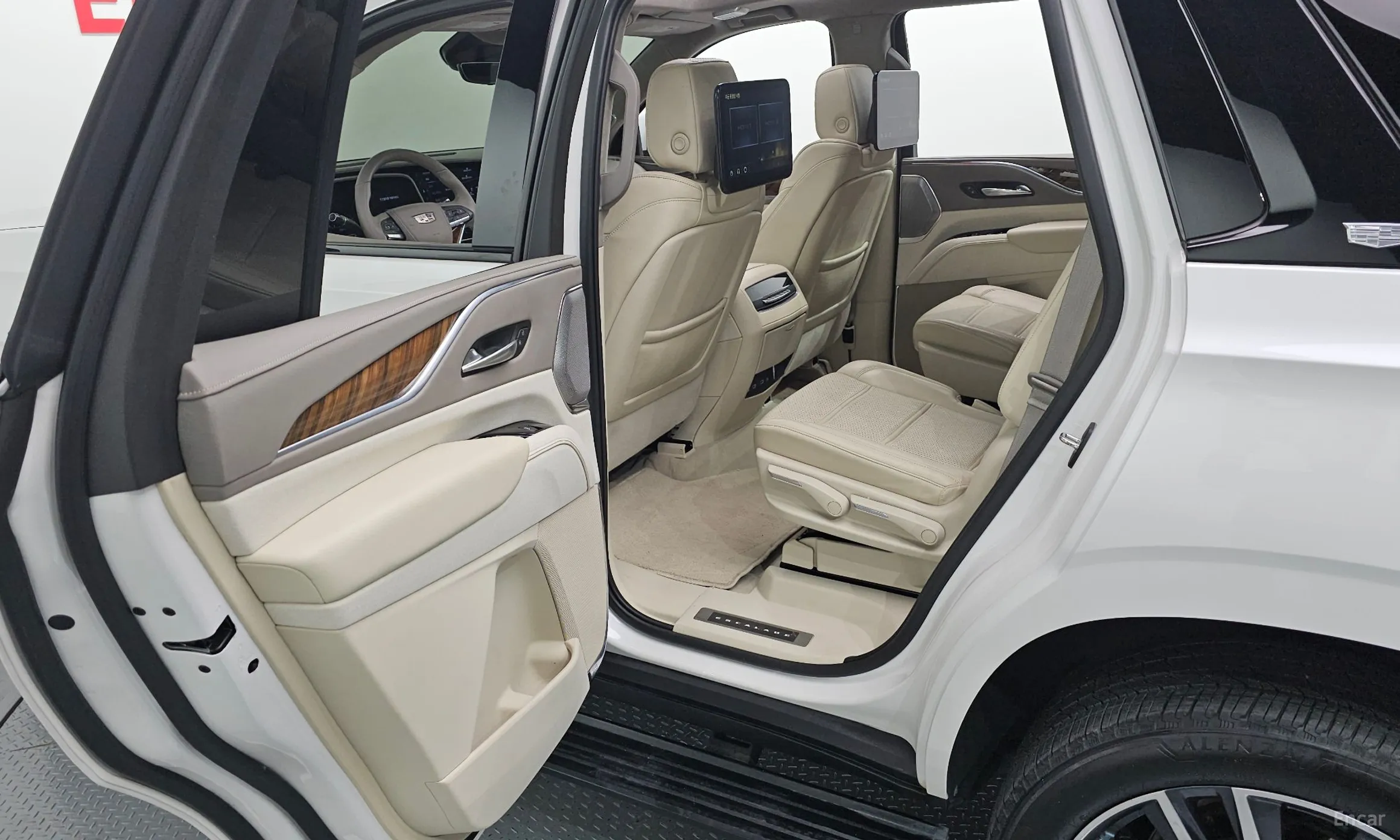 Cadillac Escalade 5th Generation превью 12