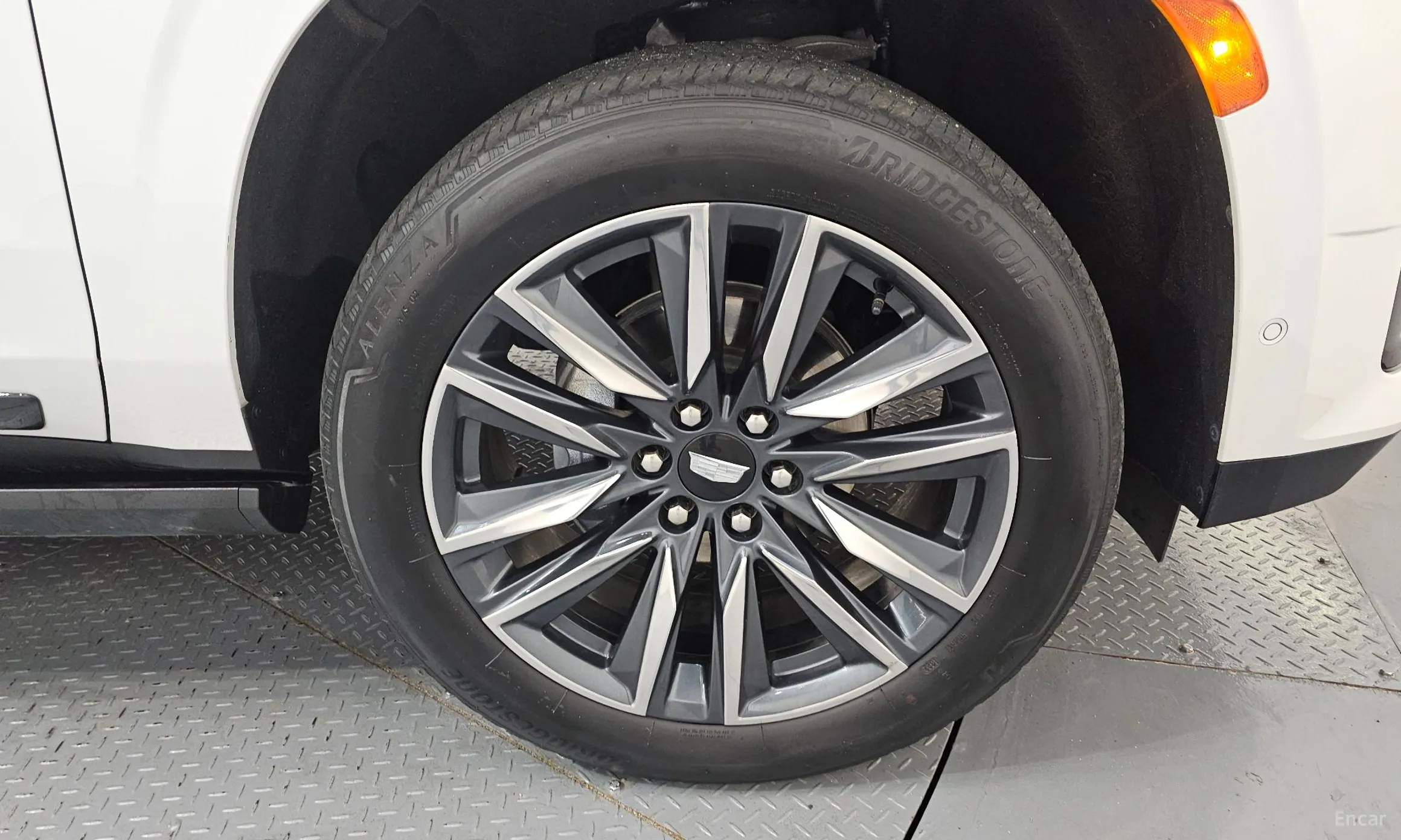 Cadillac Escalade 5th Generation превью 5