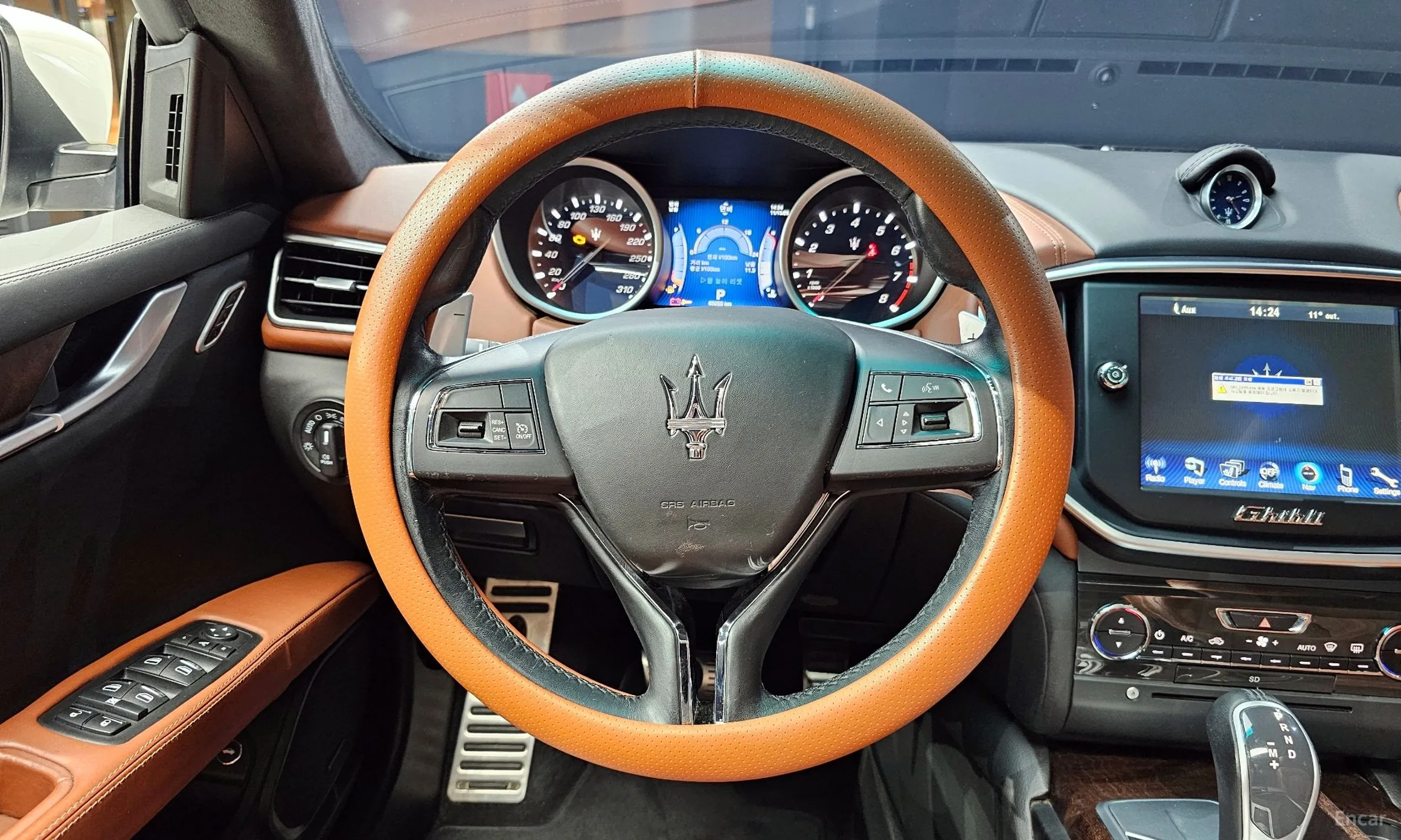 Maserati Ghibli превью 13