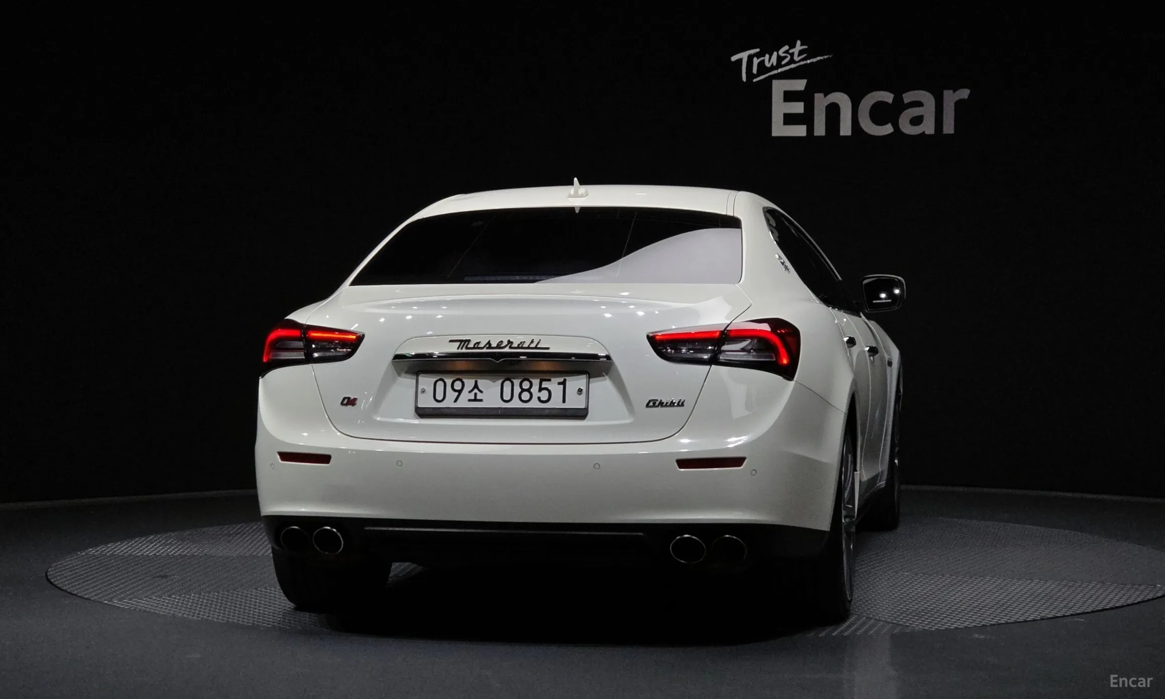 Maserati Ghibli превью 4