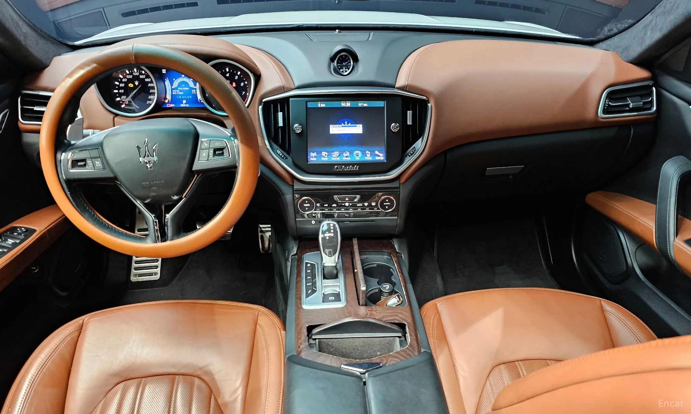 Maserati Ghibli превью 7