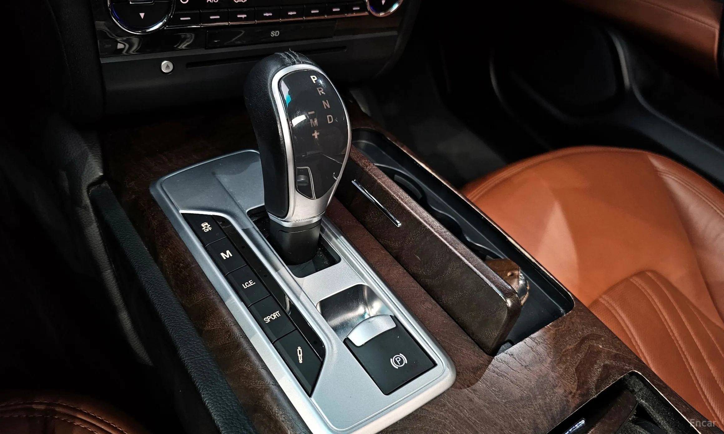 Maserati Ghibli превью 9