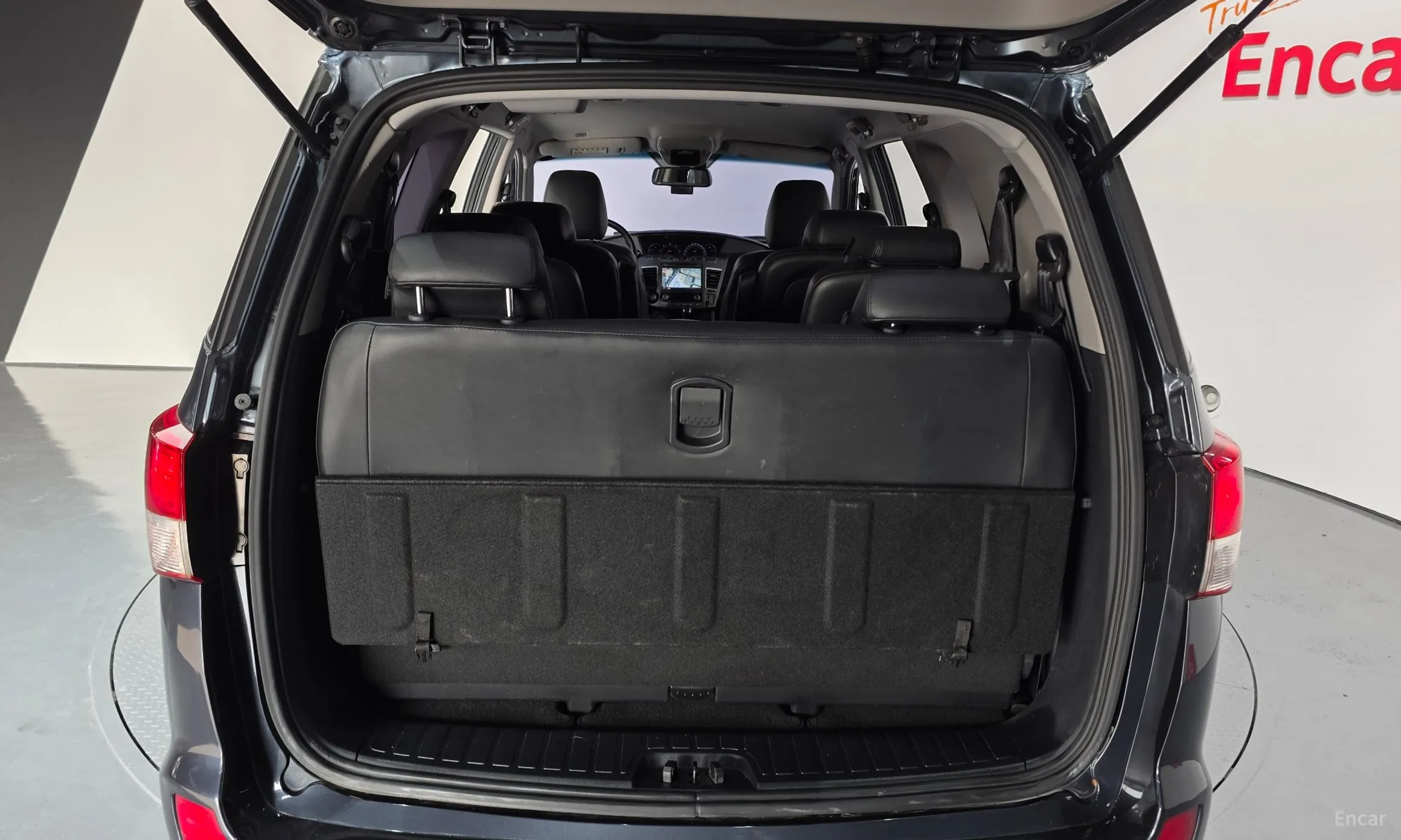 KG Mobility (SsangYong) Korando Turismo превью 20