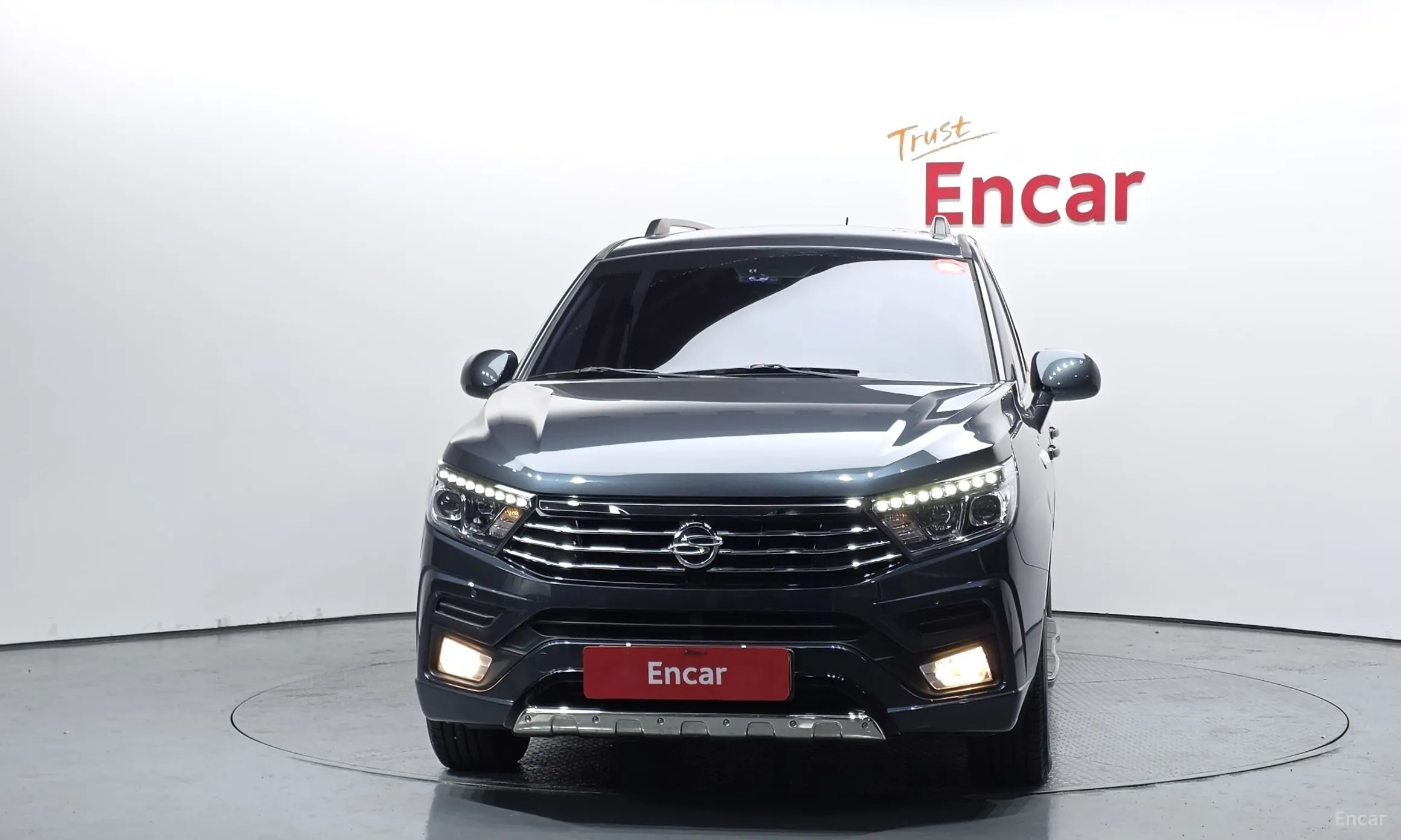 KG Mobility (SsangYong) Korando Turismo превью 3