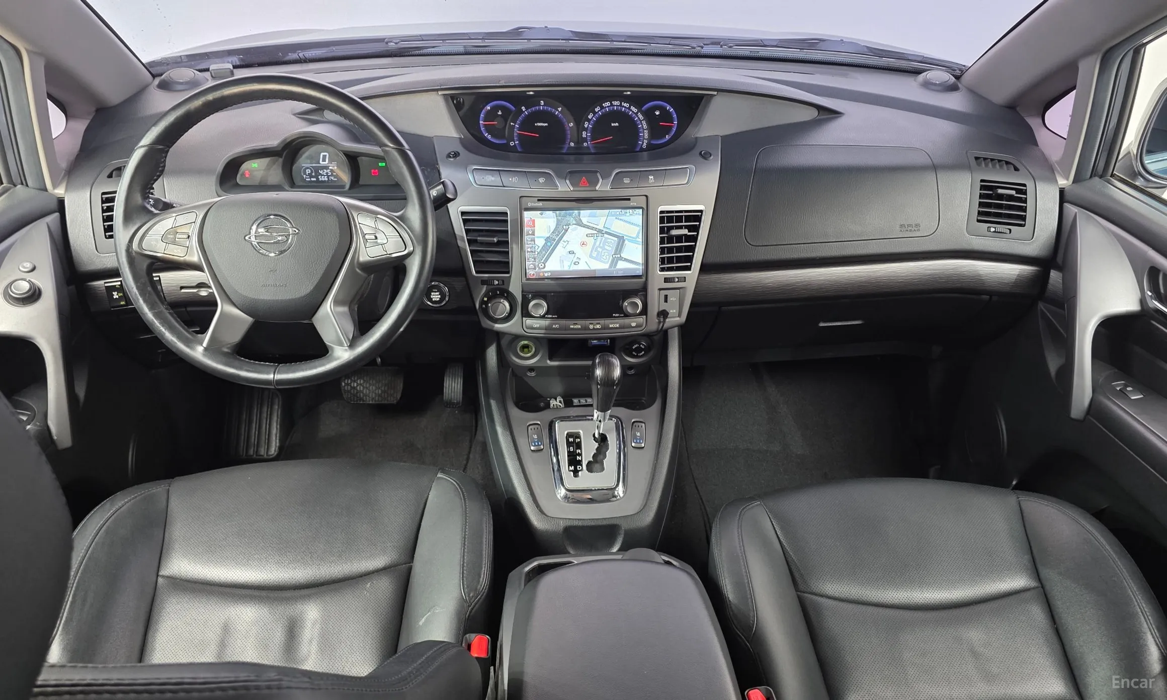 KG Mobility (SsangYong) Korando Turismo превью 7