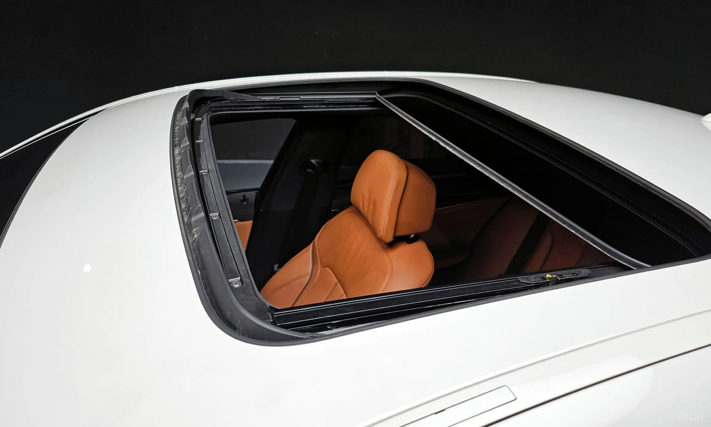 BMW 5 Series (G30) превью 18