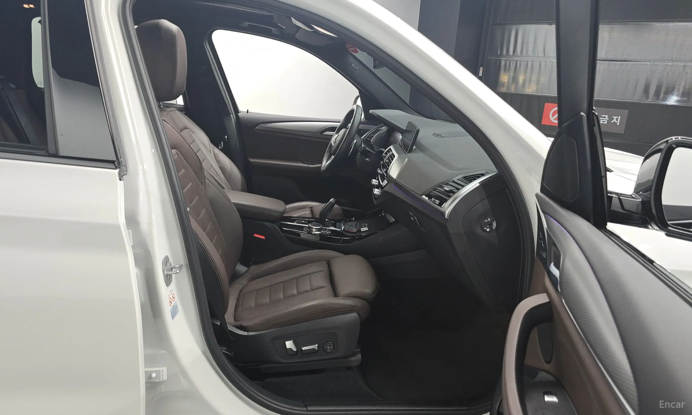 BMW X3 (G01) превью 10