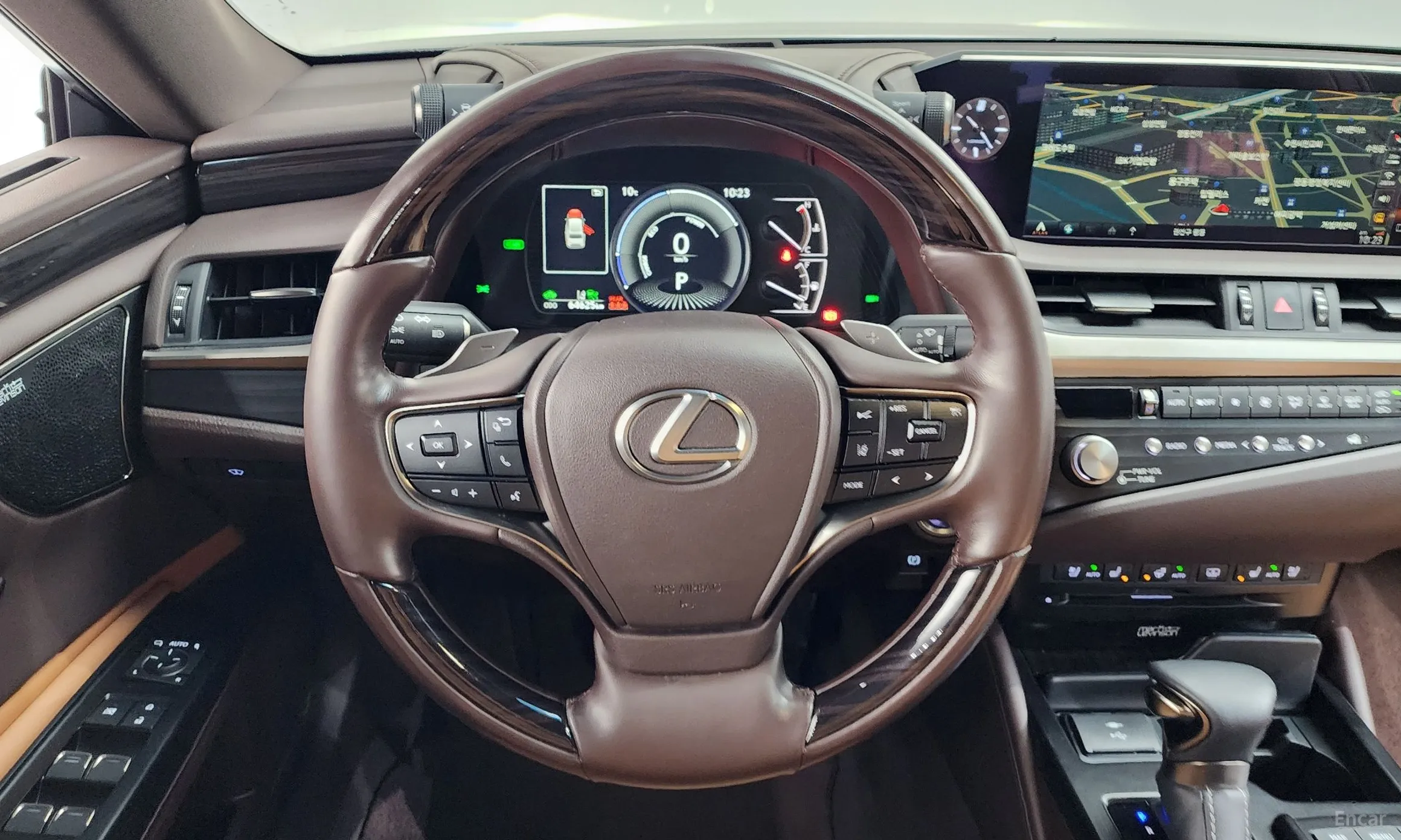 Lexus ES300h 7th Generation превью 13