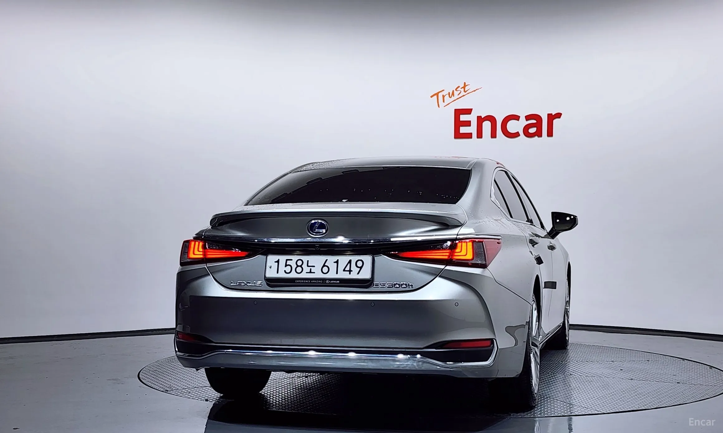 Lexus ES300h 7th Generation превью 4