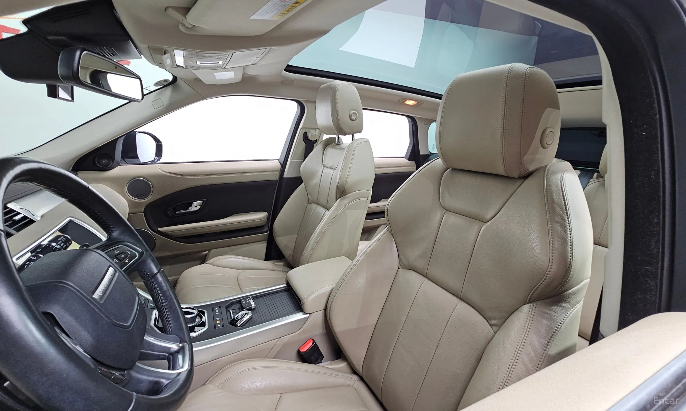 Land Rover Range Rover Evoque превью 14